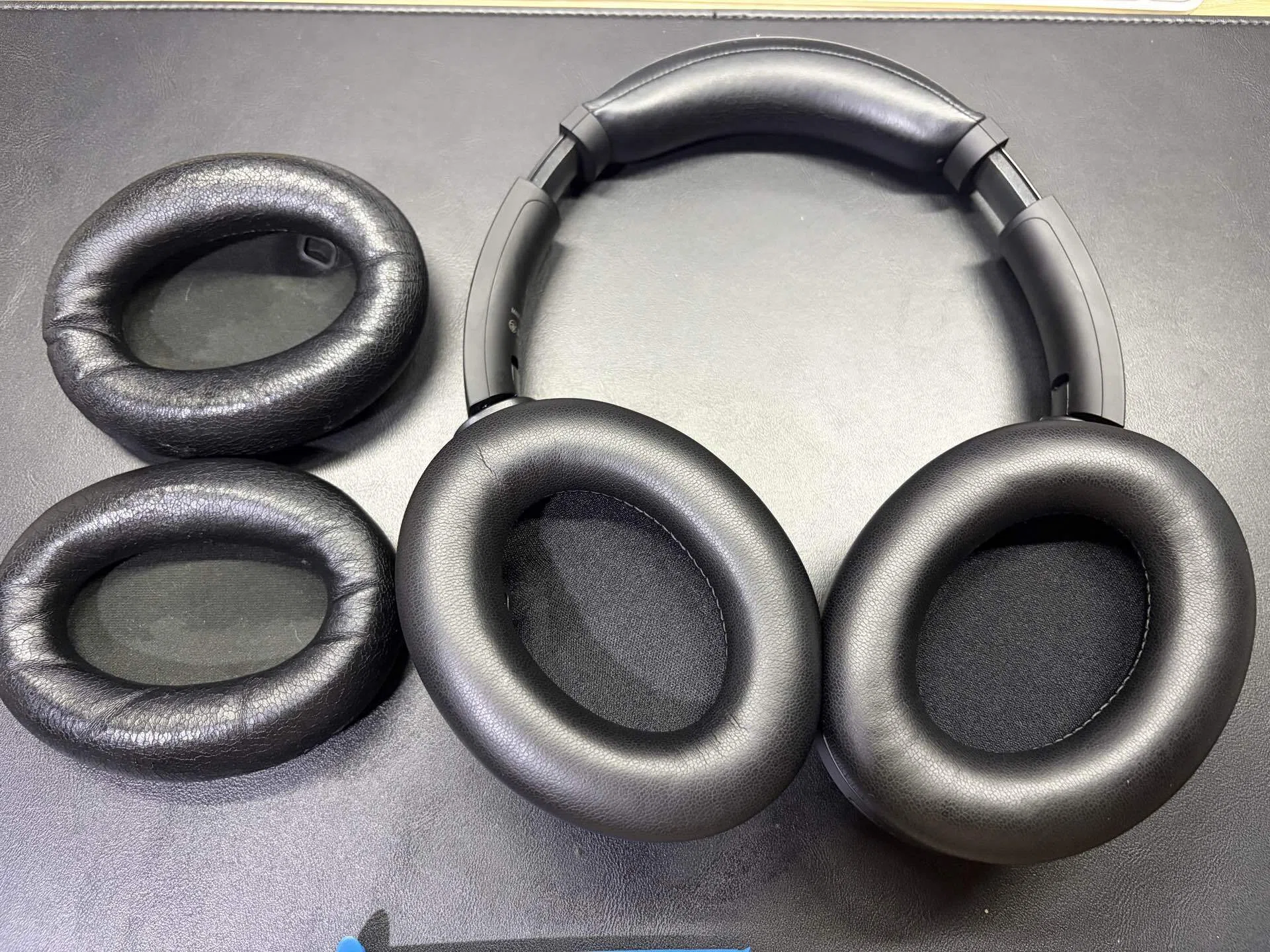 SONY WH-1000XM4のイヤーパッドDIY交換｜ドイのnote