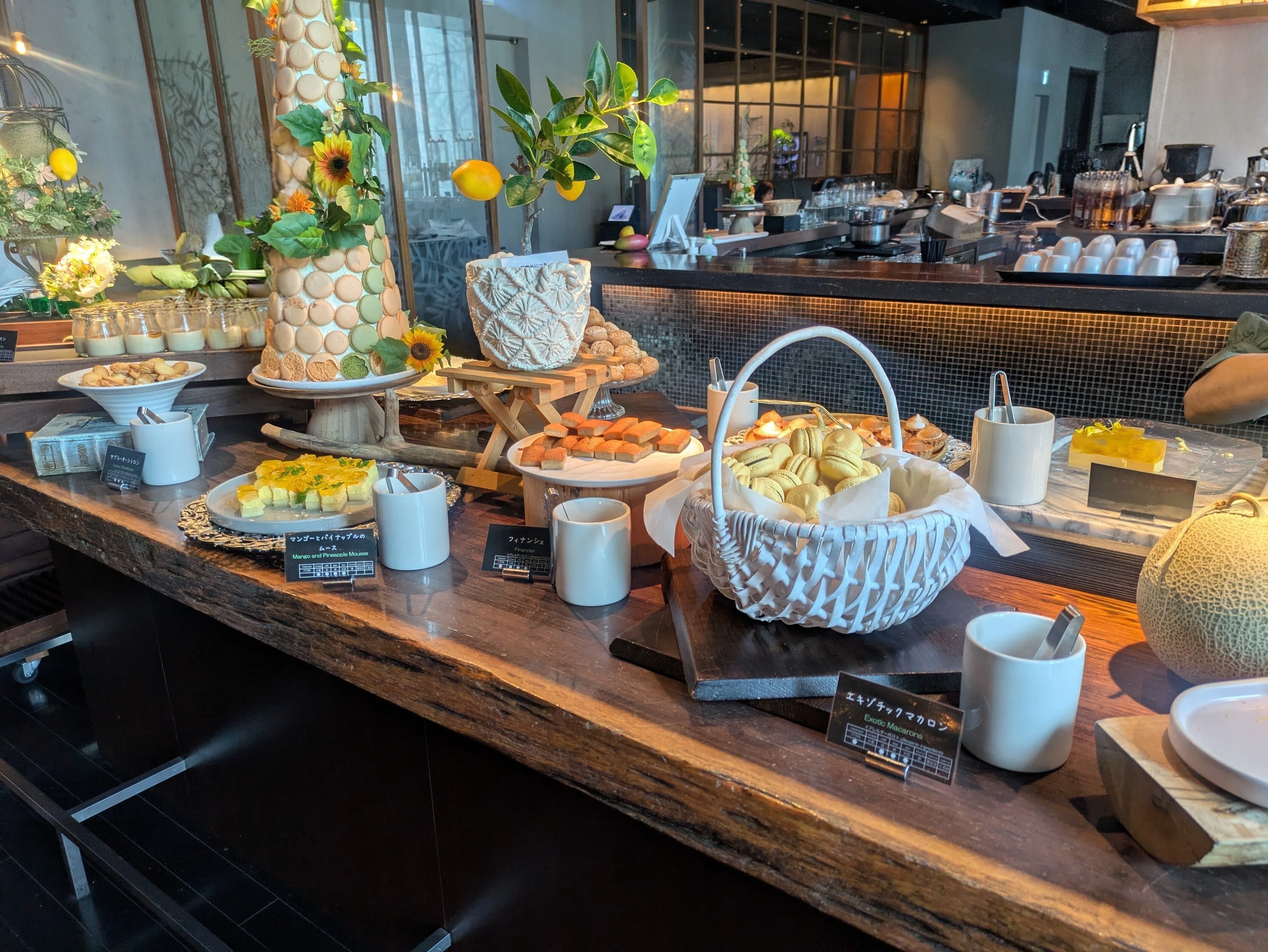 Buffets Receptions ビュッフェレセプション XEX Nihonbashi] A woman in her late 20s went to an 'Italian Buffet