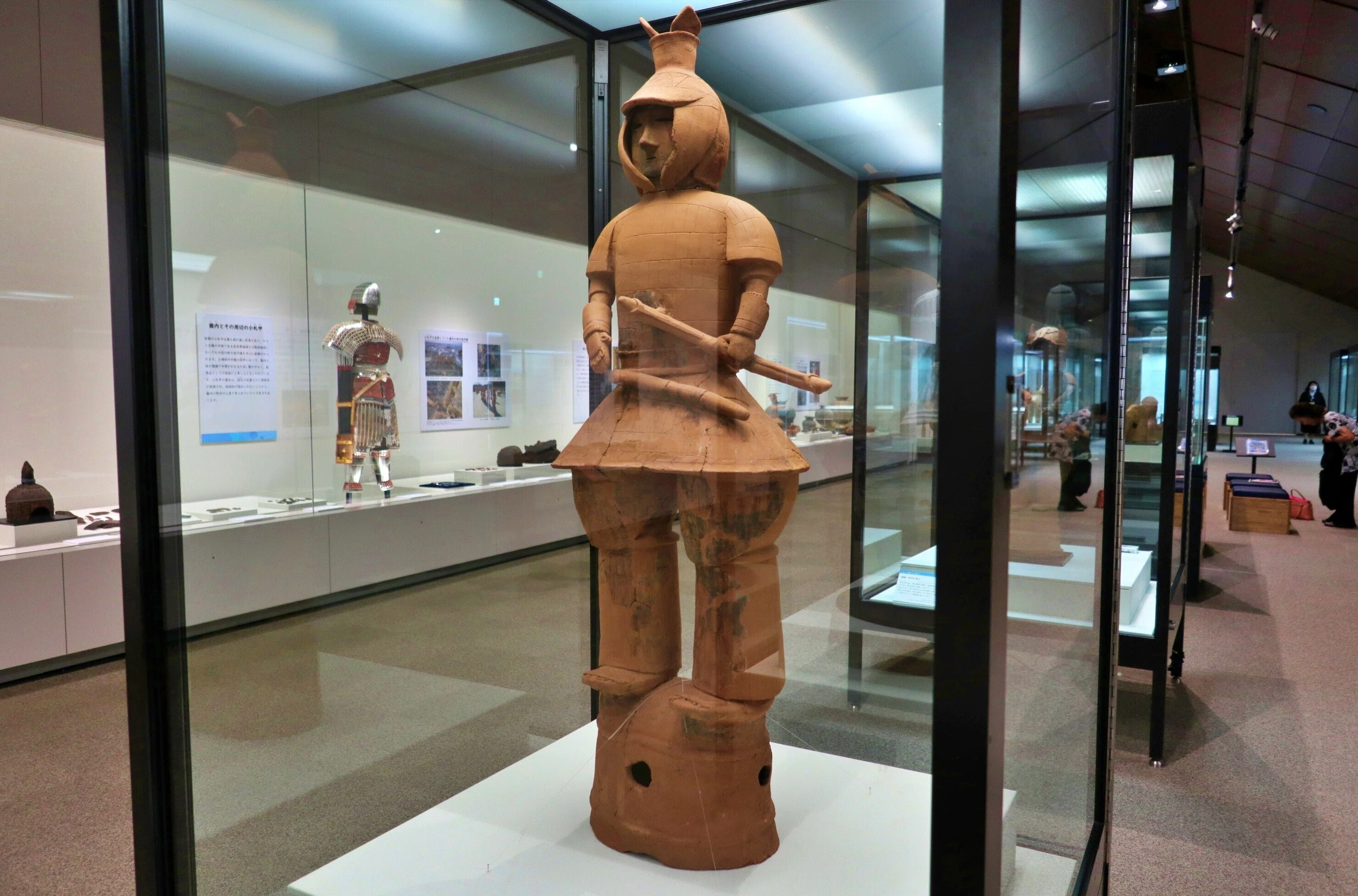 Doko-Byun Gunma Trip. (2) The World Seen by the Armored Kofun