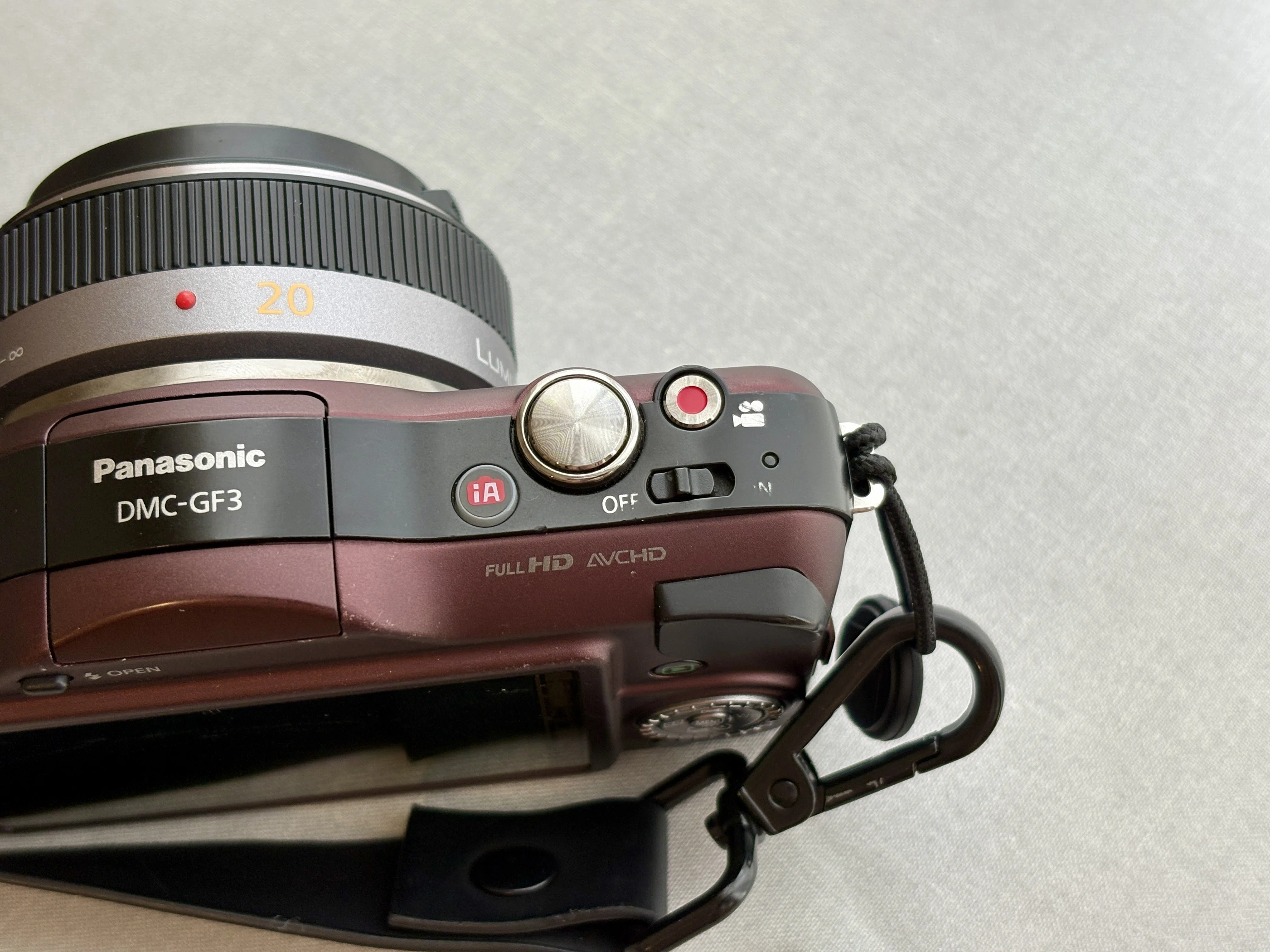 LUMIX GF3 / デジタル一眼レフ マイクロフォーサーズ機を買いました！ | LUMIX GF3｜鈴木ユートピア