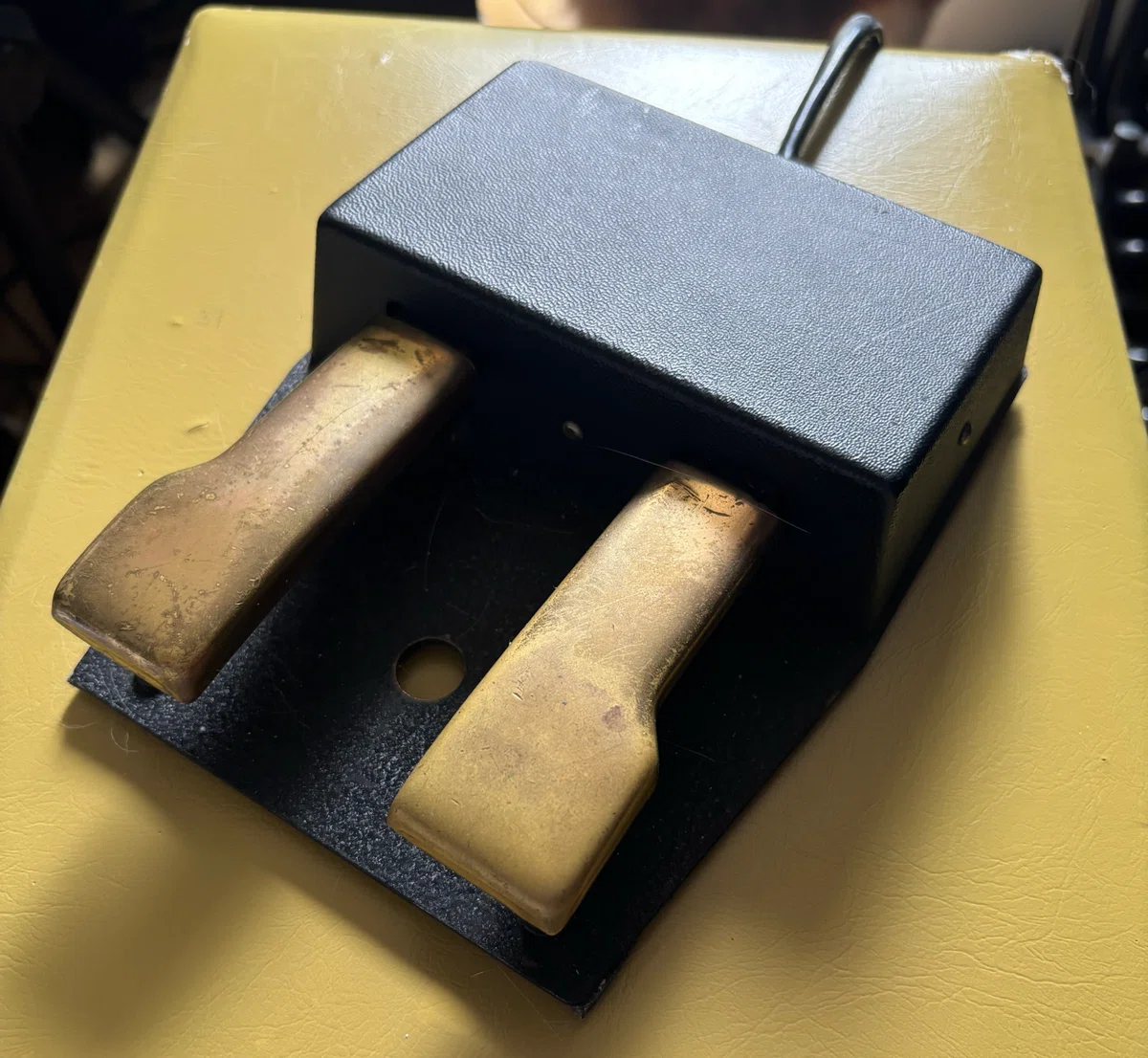 Farfisa Professional Piano Repair Memo｜ねこさぶろー