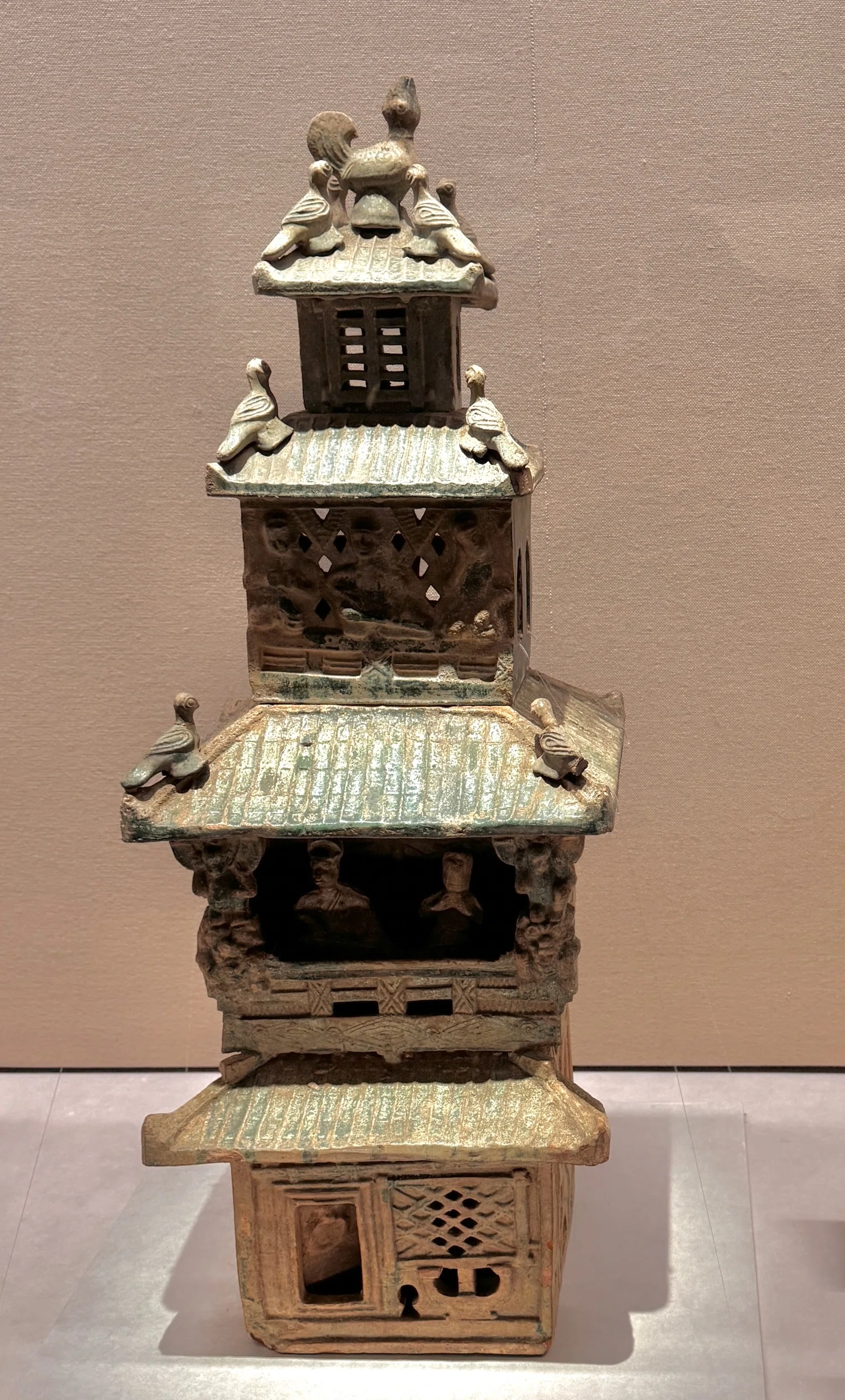 音楽の大切さを今に伝える古代中国の陶器／根津美術館「やきもの名品