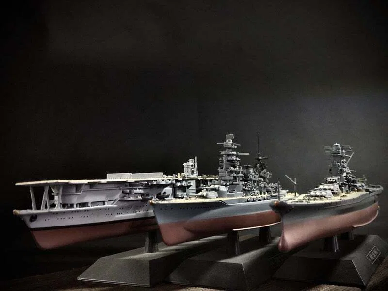 イーグルモス 世界の軍艦コレクション 1/1100 戦艦大和 1945｜てOの