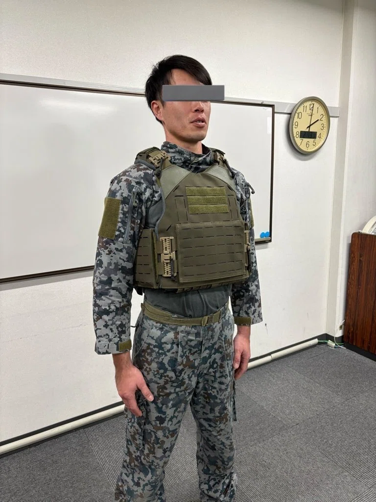 熊本震災での陸自のコンバットシャツとTシャツ使用。｜清谷信一