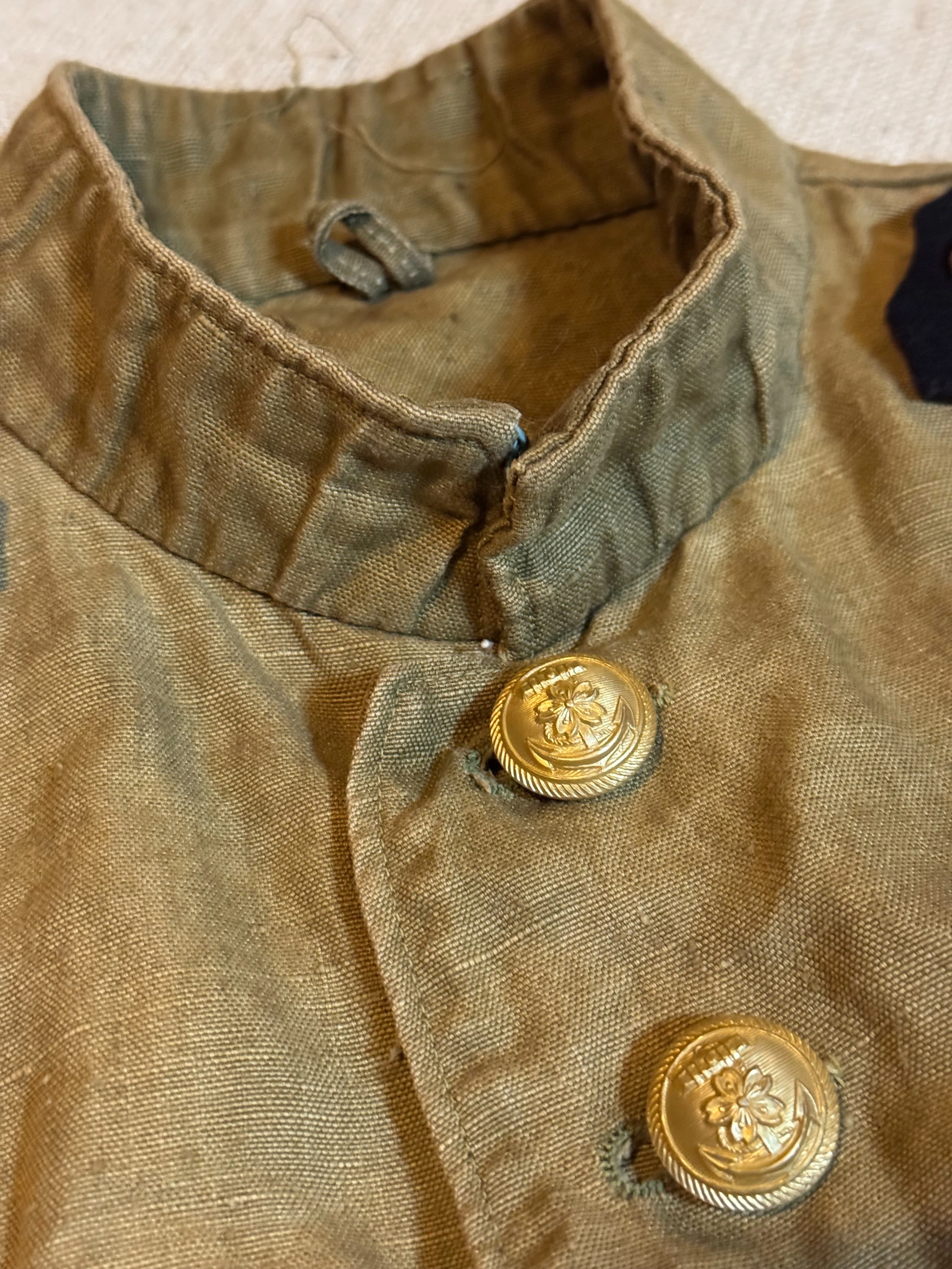 最後の海軍兵学校生徒の制服をご寄贈いただきましたーこの服から見えて