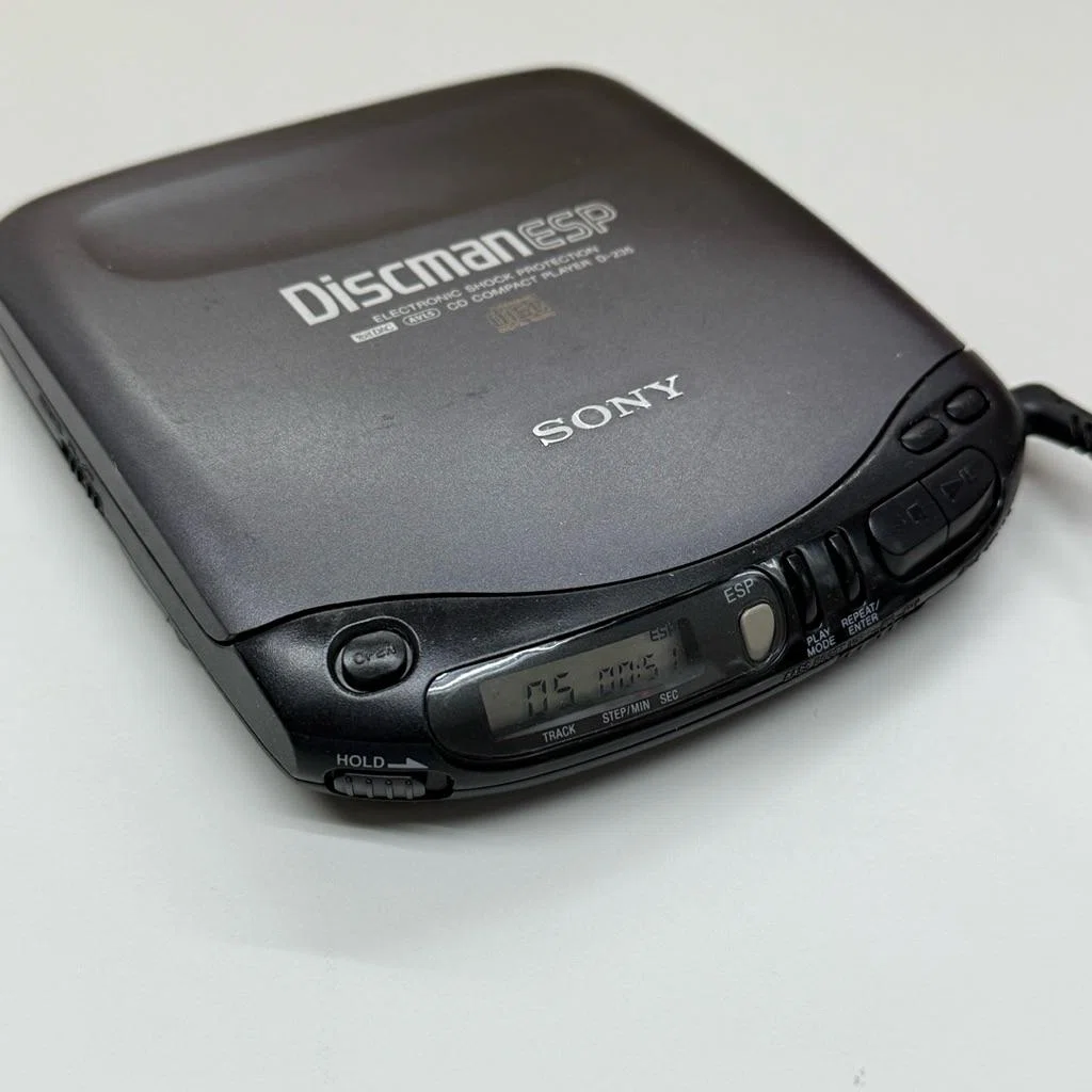 DiscmanからCD WalkmanへSONYとPanasonicが20年かけて戦った