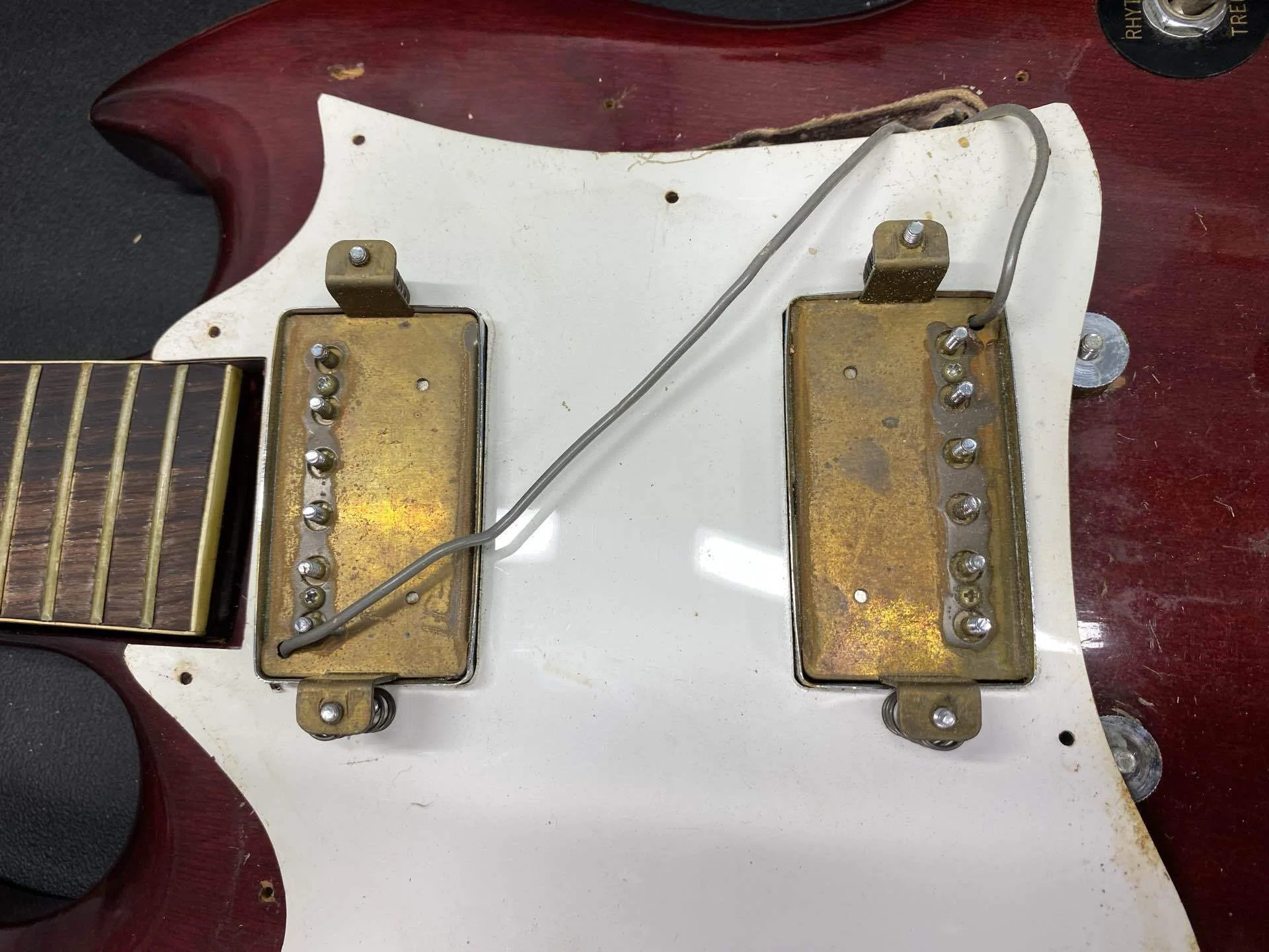古いMorris SGを直して、その声を確かめた｜たまにはギターの話でも