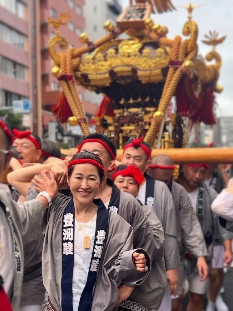 富岡八幡宮例大祭｜神輿連合渡御・豊洲町内神輿｜鈴木あやこ（江東区