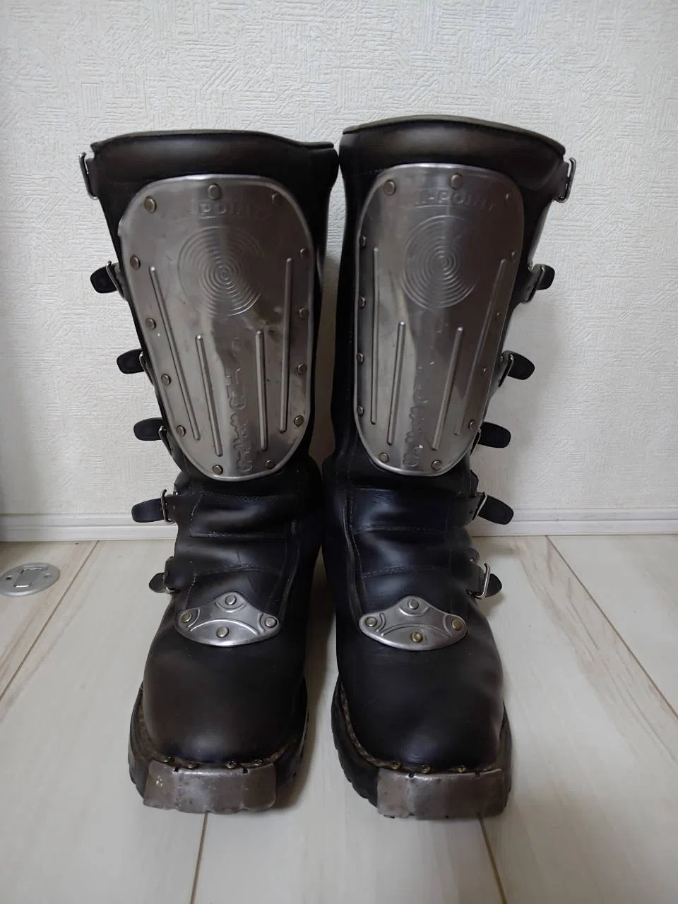 HARDCORE PUNK & CRUST CORE ''B-Side'' BOOTS STYLE.｜國松 雄平