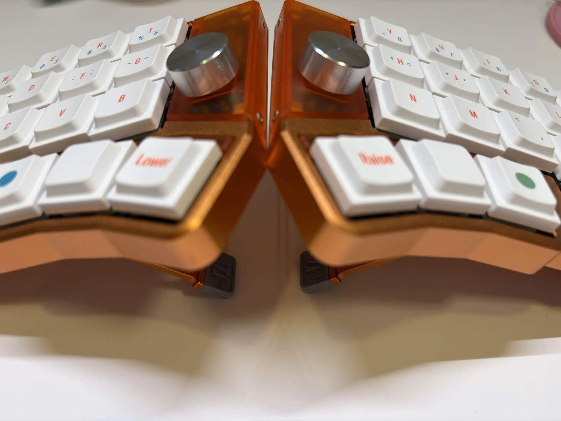 cornix lp 分割型 オレンジ キボ沼④｜無線分割型キーボード「Cornix LP」｜住本優@小説家