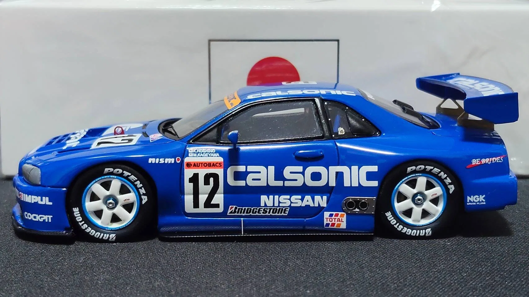 Spark 1/43 CALSONIC SKYLINE TEAM IMPUL - GT500 JGTC Rd.2 Fuji 1999