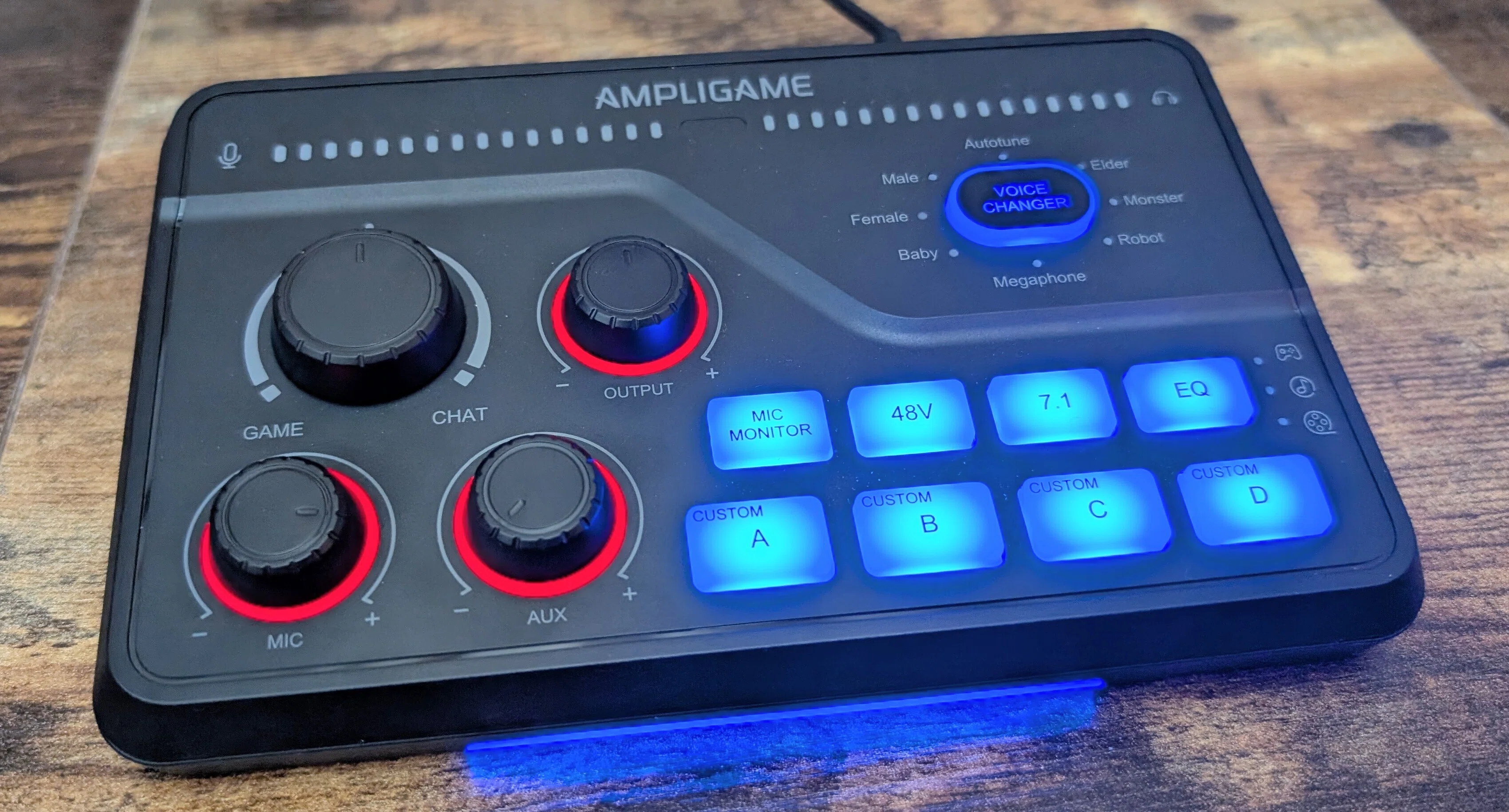 FIFINE AmpliGame SC8 実機レビュー【配信に使いやすい低価格な