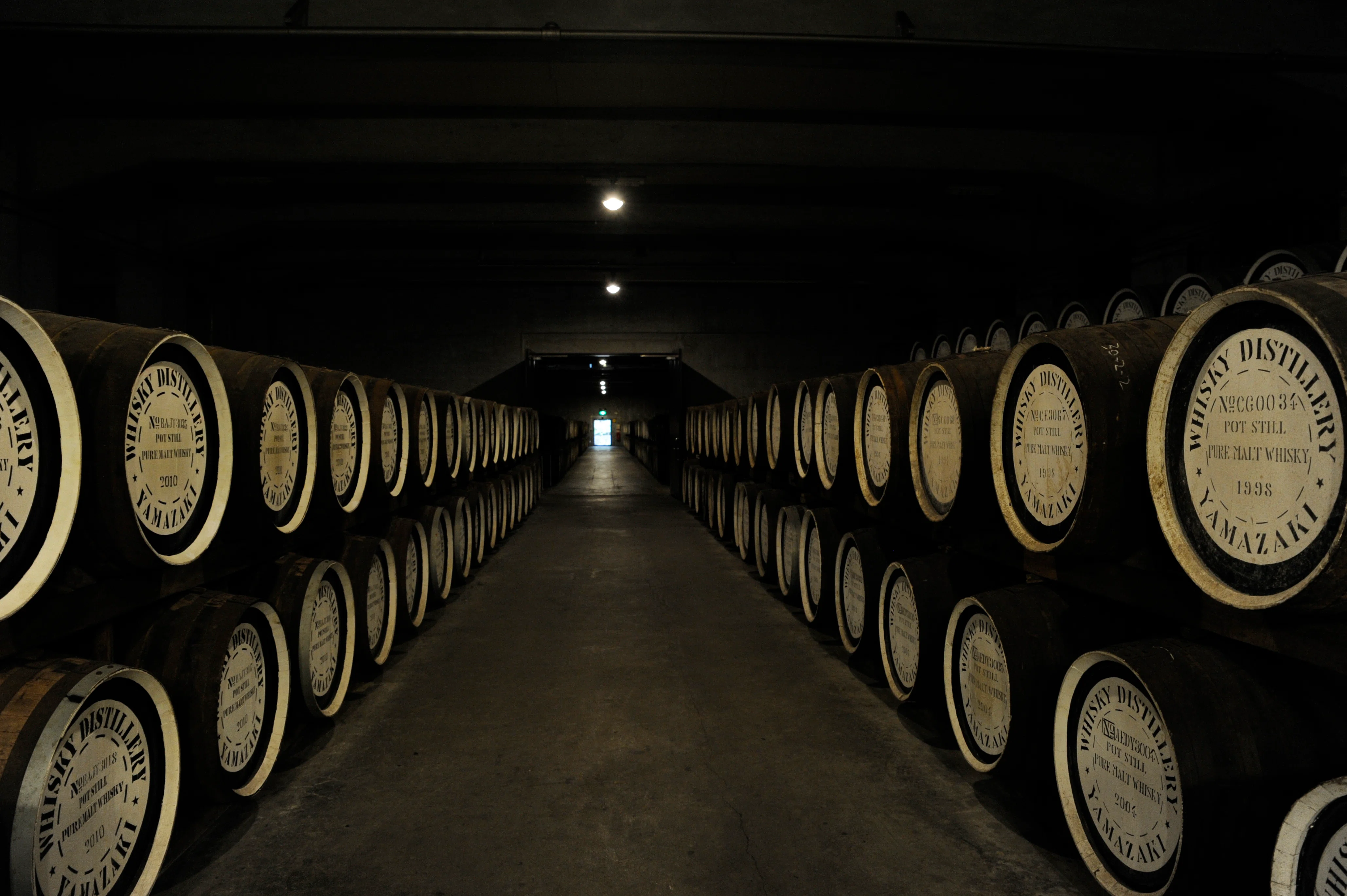 Suntory Yamazaki Distillery Tour Report: Tasting Included, Learning How ...