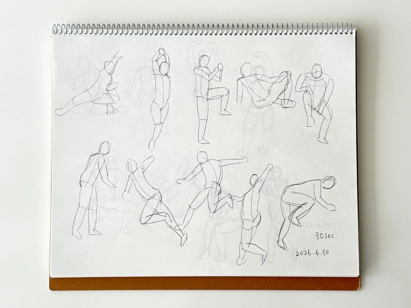 30秒で人物を描く。6800体描いて感じていること｜さわこ | 建築