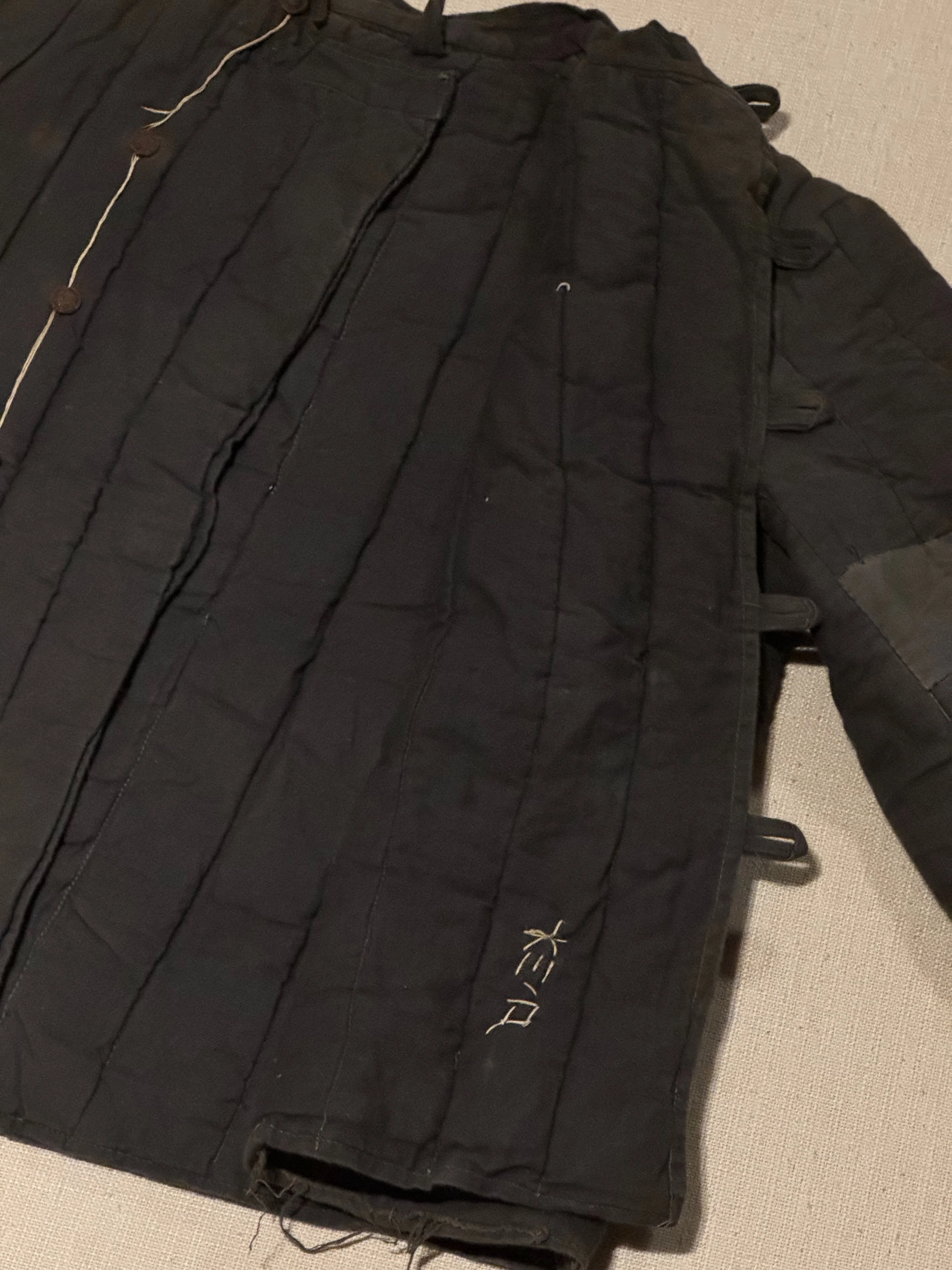シベリア抑留者が着用していたとみられる旧ソ連の軍服「テログレイカ
