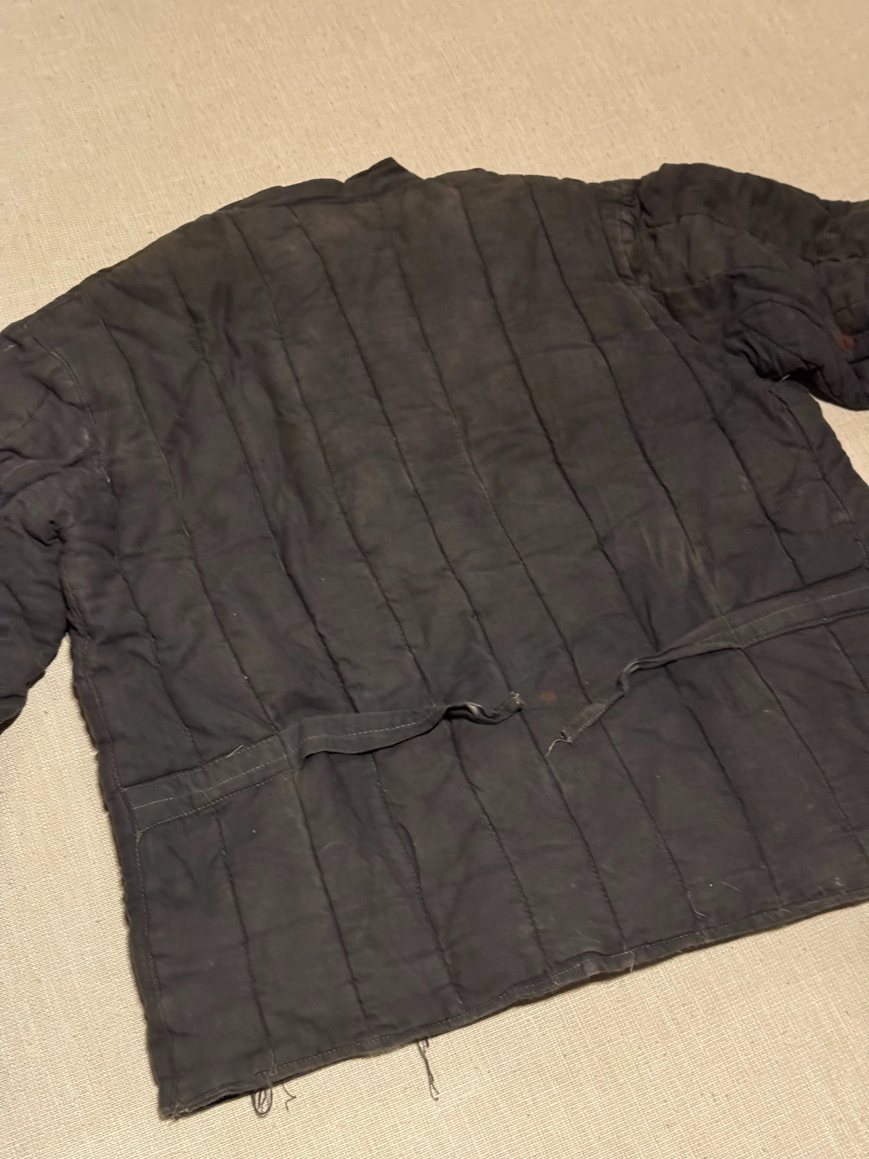 シベリア抑留者が着用していたとみられる旧ソ連の軍服「テログレイカ