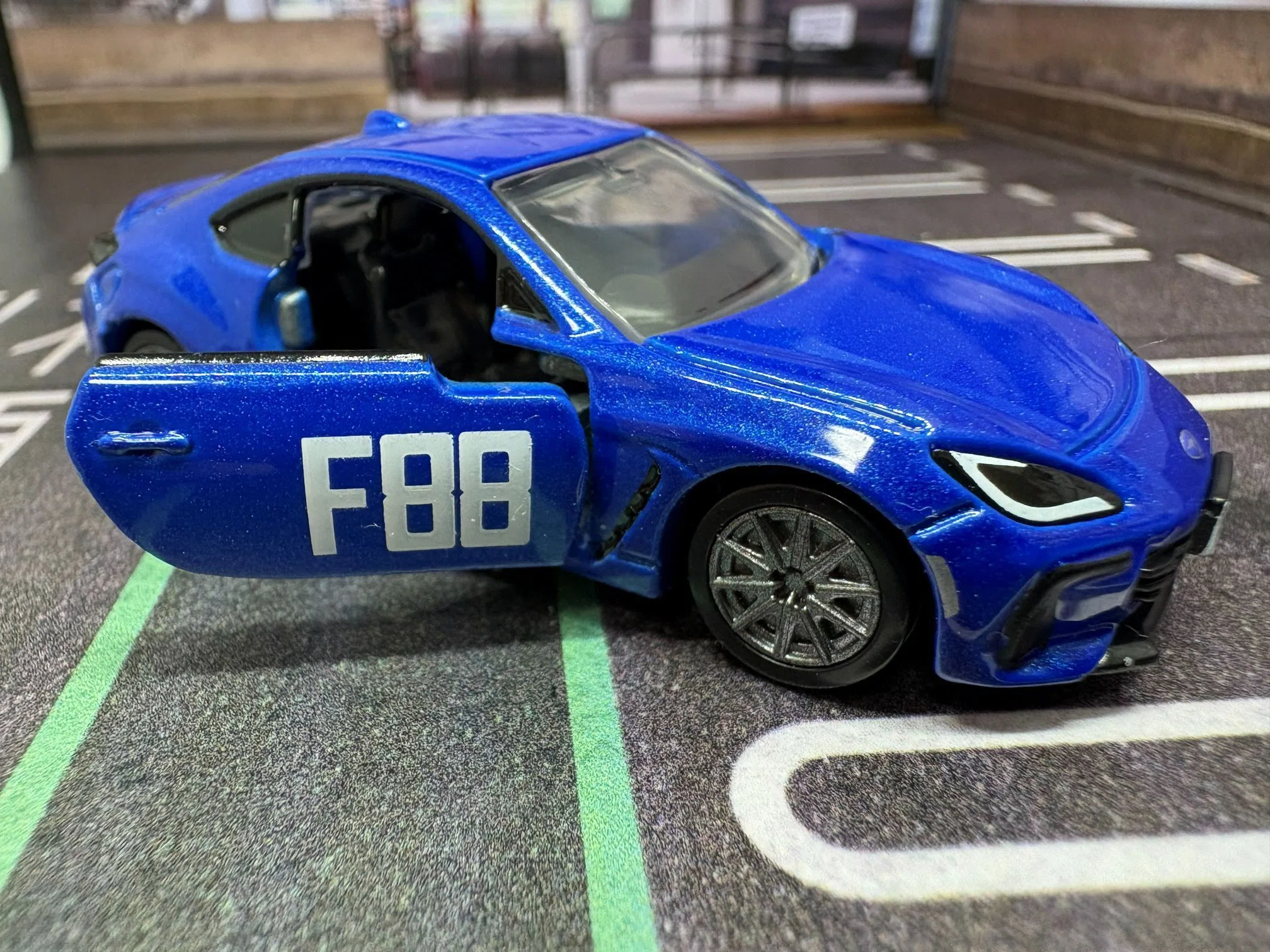 トミカプレミアム unlimited 14 昴と彗星 SUBARU BRZ（佐藤 昴
