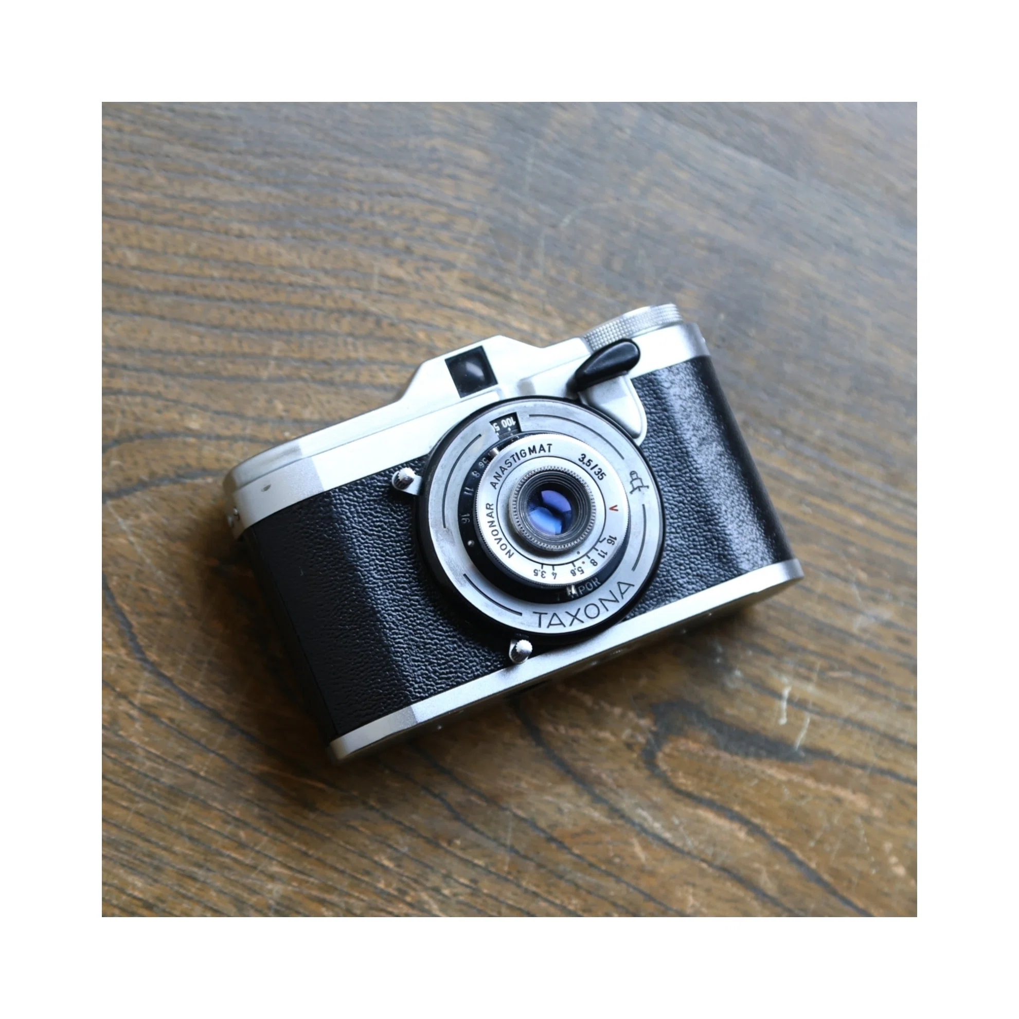 第1回 ZEISS IKON TAXONA｜Back in the U.S.S.R.
