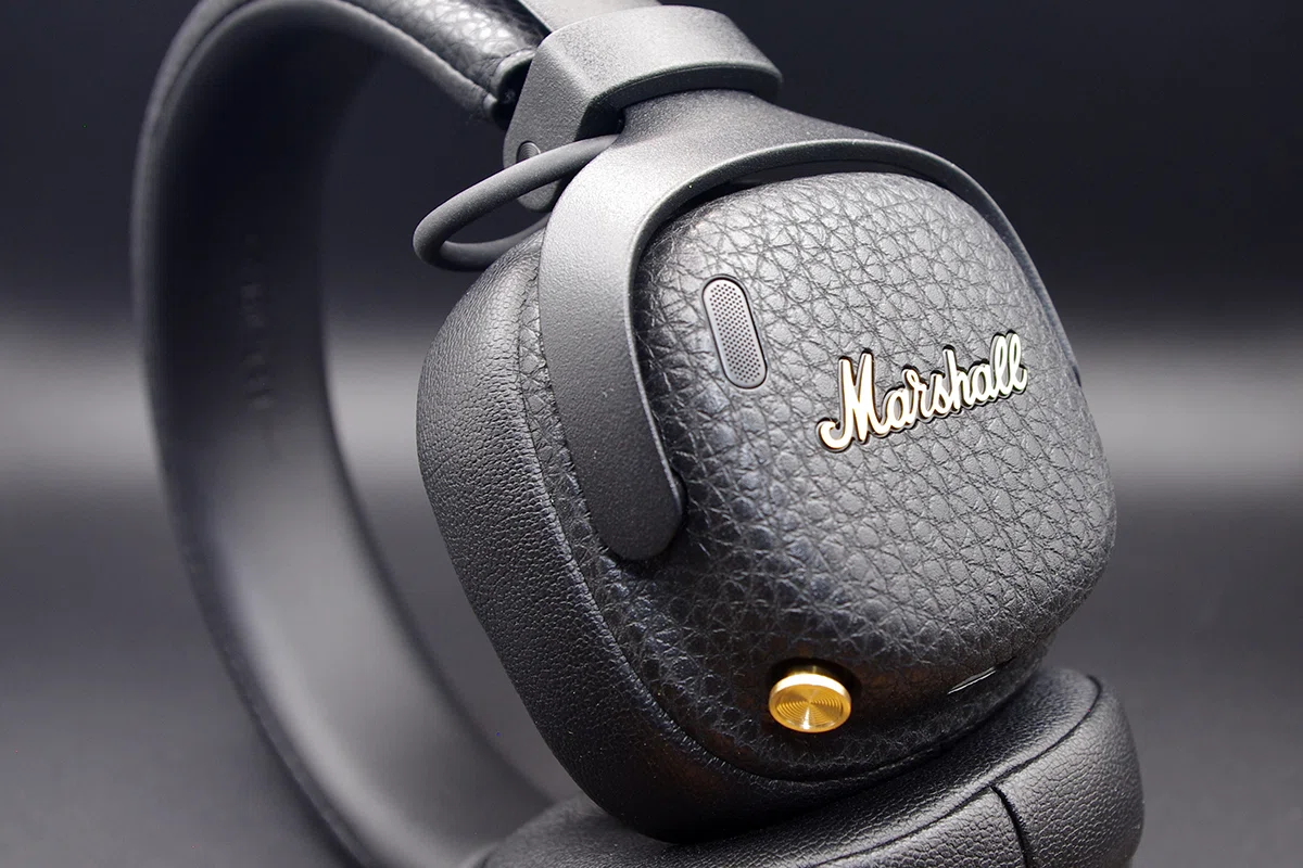 Marshall Milton A.N.C.がどれほどすばらしいヘッドホンなのか叫びたい
