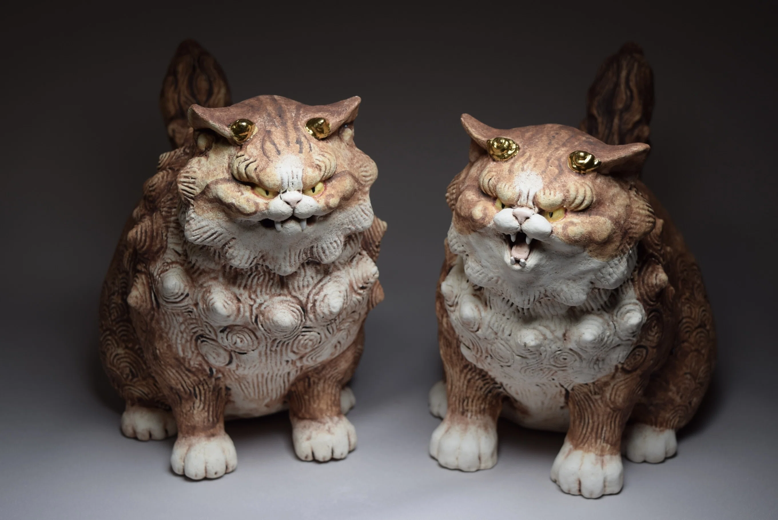3日間限定出品　白亜器　ねこツムリ　花瓶 沖縄デパートリウボウ「猫づくし展3」白亜器作品販売についてのご案内