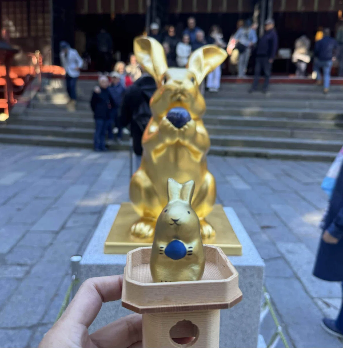 二荒山神社の金うさぎ|Yururi Sampo