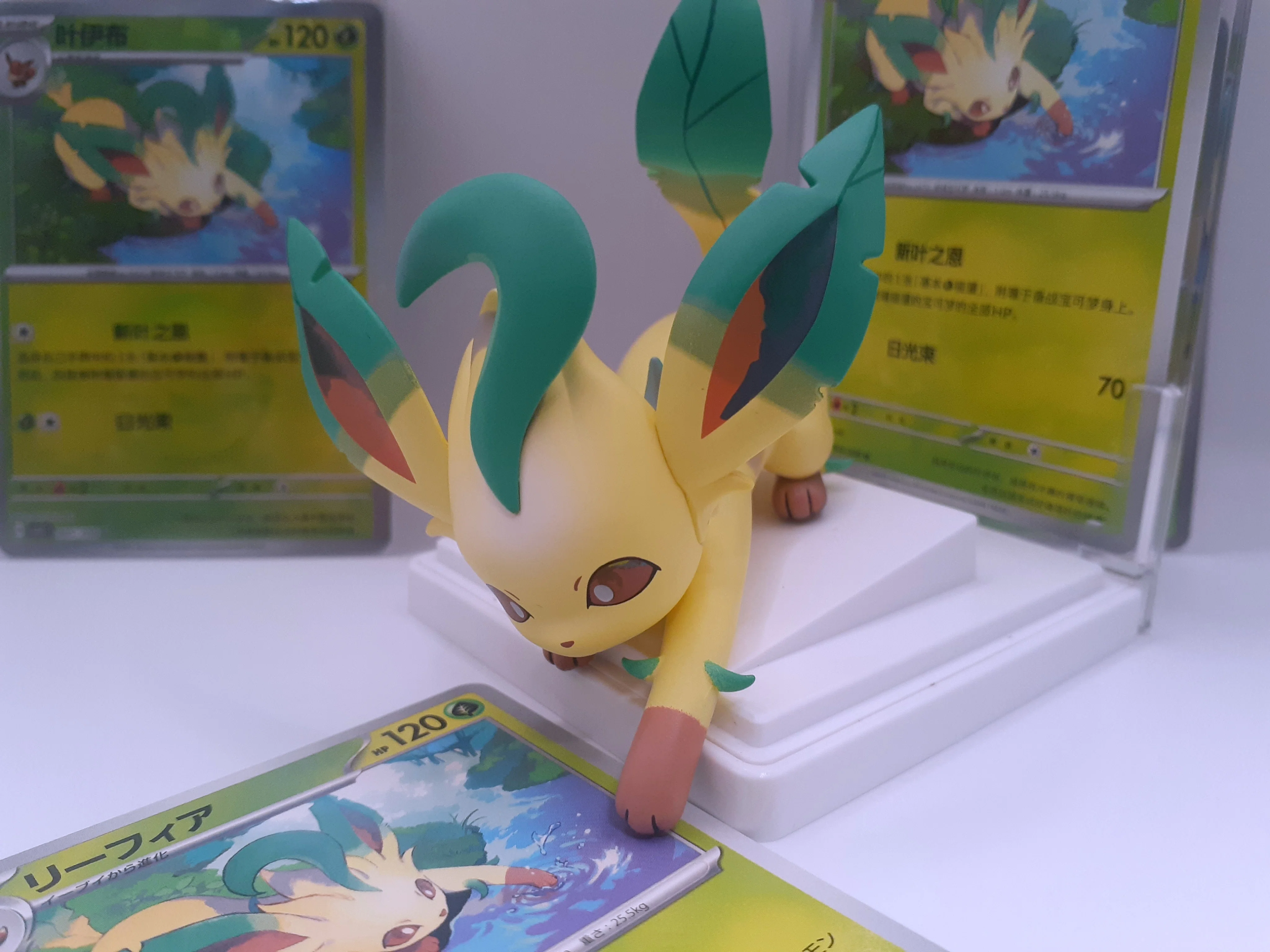 The Leafeon from the Pokémon Card Illustration Figure (Huimeng