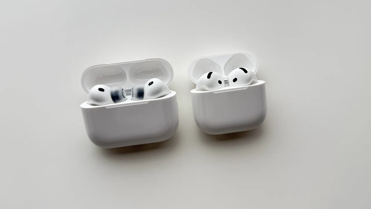なぜ2台?AirPods Pro3×AirPods4 ANC使い分けで耳の疲れが激減した話