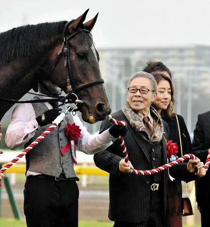 ”一代の巨魁”#3囲われし歌姫の脱皮と、巨魁が残した蜜の味/ 北島ファミリー長女・原田悠里が晒す、青天井の荒野と雌の爪痕|瀬尾豊