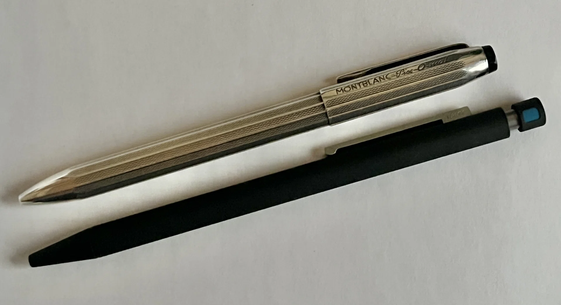 極美品　LAMY CP1 3色ボールペン　振り子式　未使用新品　完品 極美品 LAMY CP1 3色ボールペン 振り子式 未使用新品 完品 LAMY