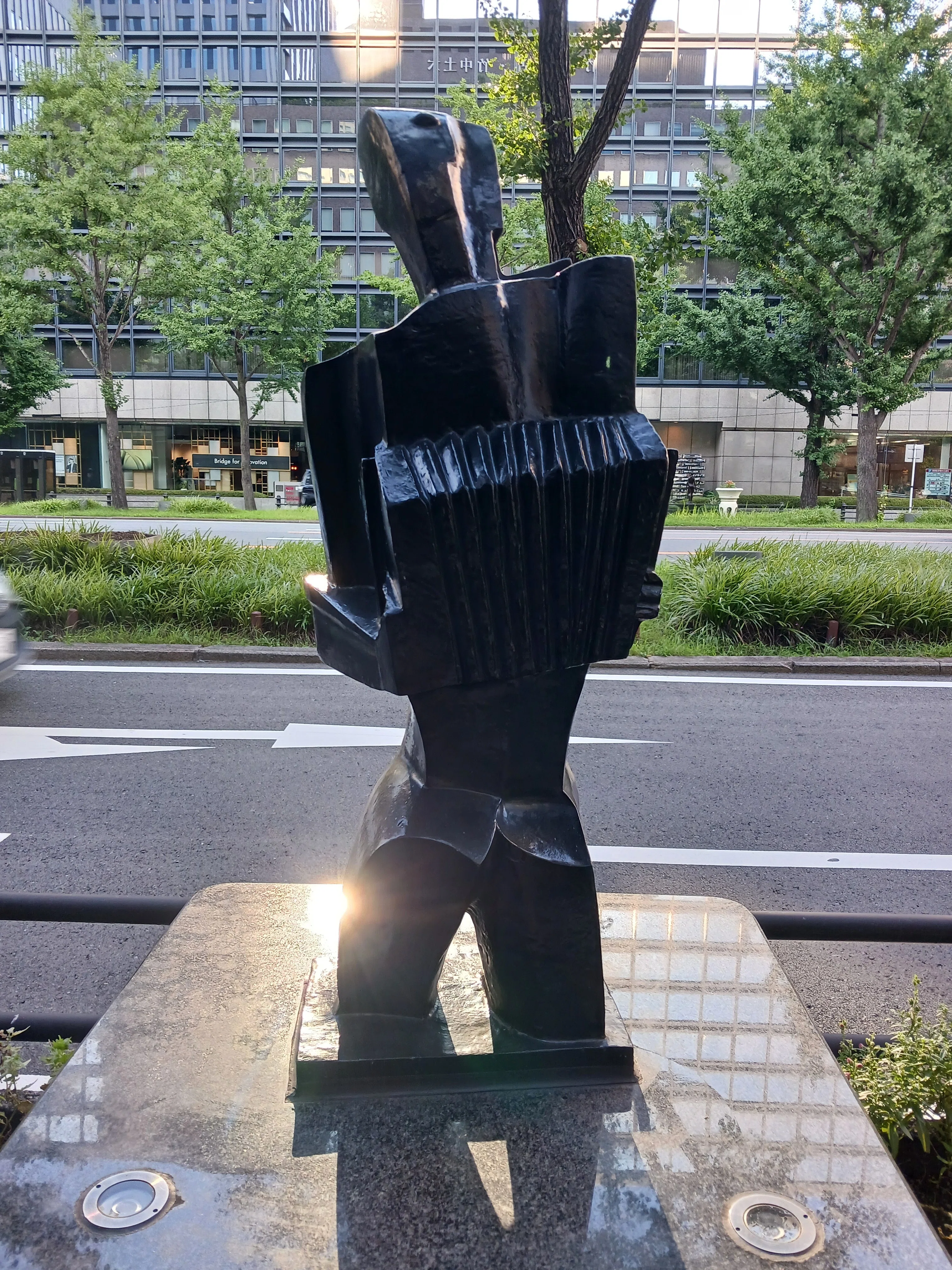 Donated by Takenaka Corporation🌿Accordion Player【Osaka