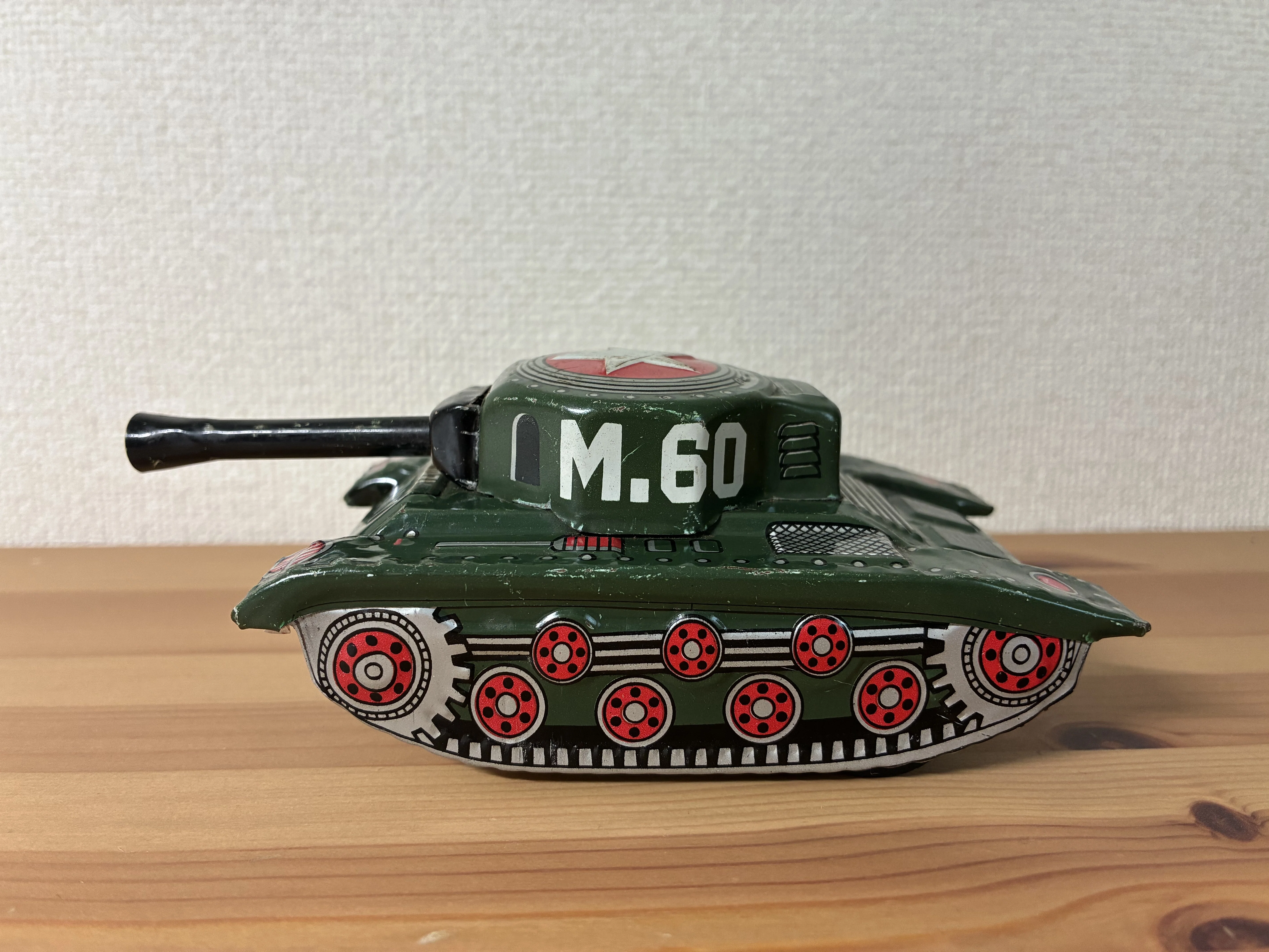 M.60 戦車 ミニチュア 金属製 花金だ！仕事帰りに買うプラモ