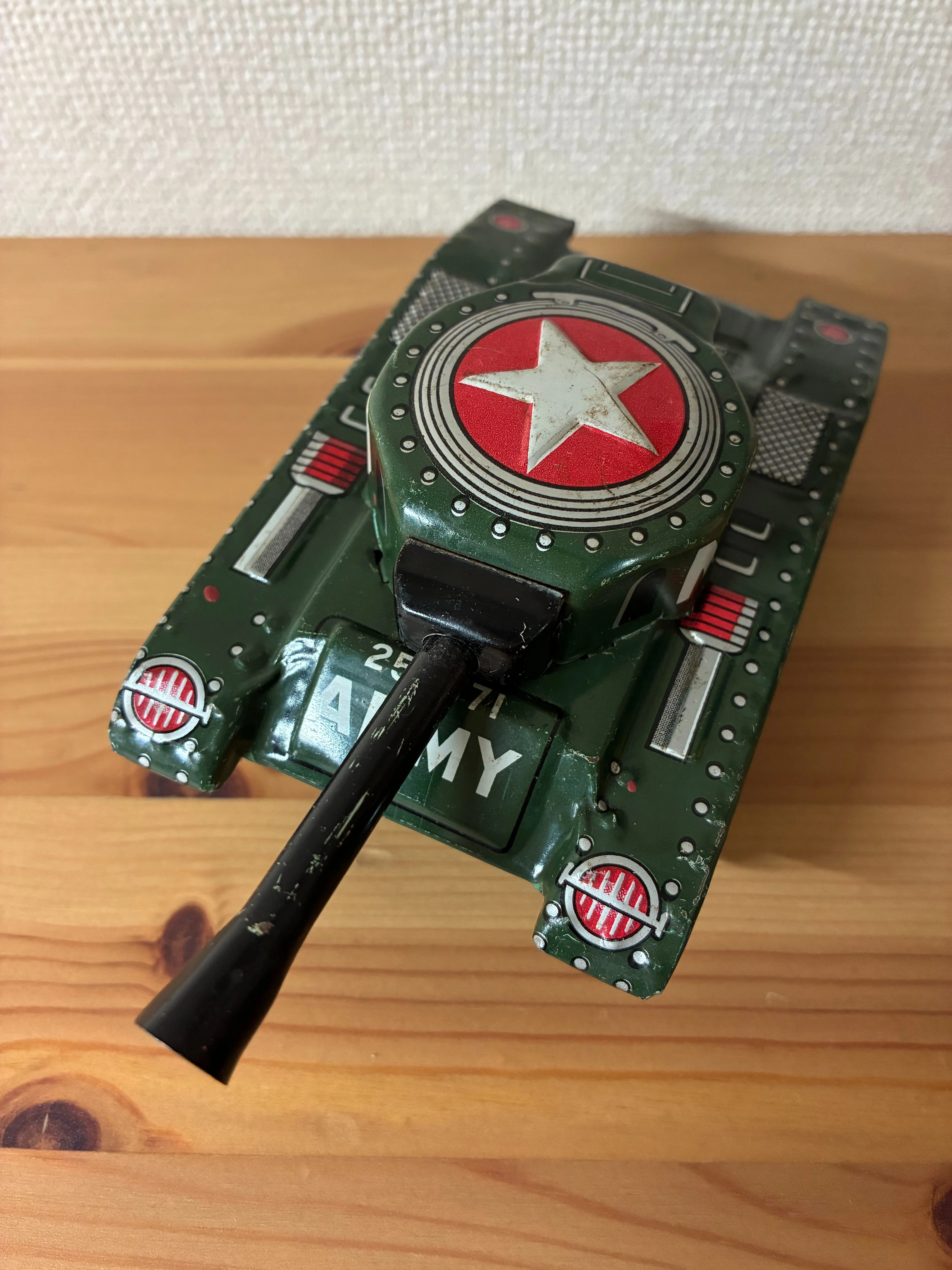 コレクション】ブリキの戦車 M-60 / Tin Toy Collection: Tank M-60