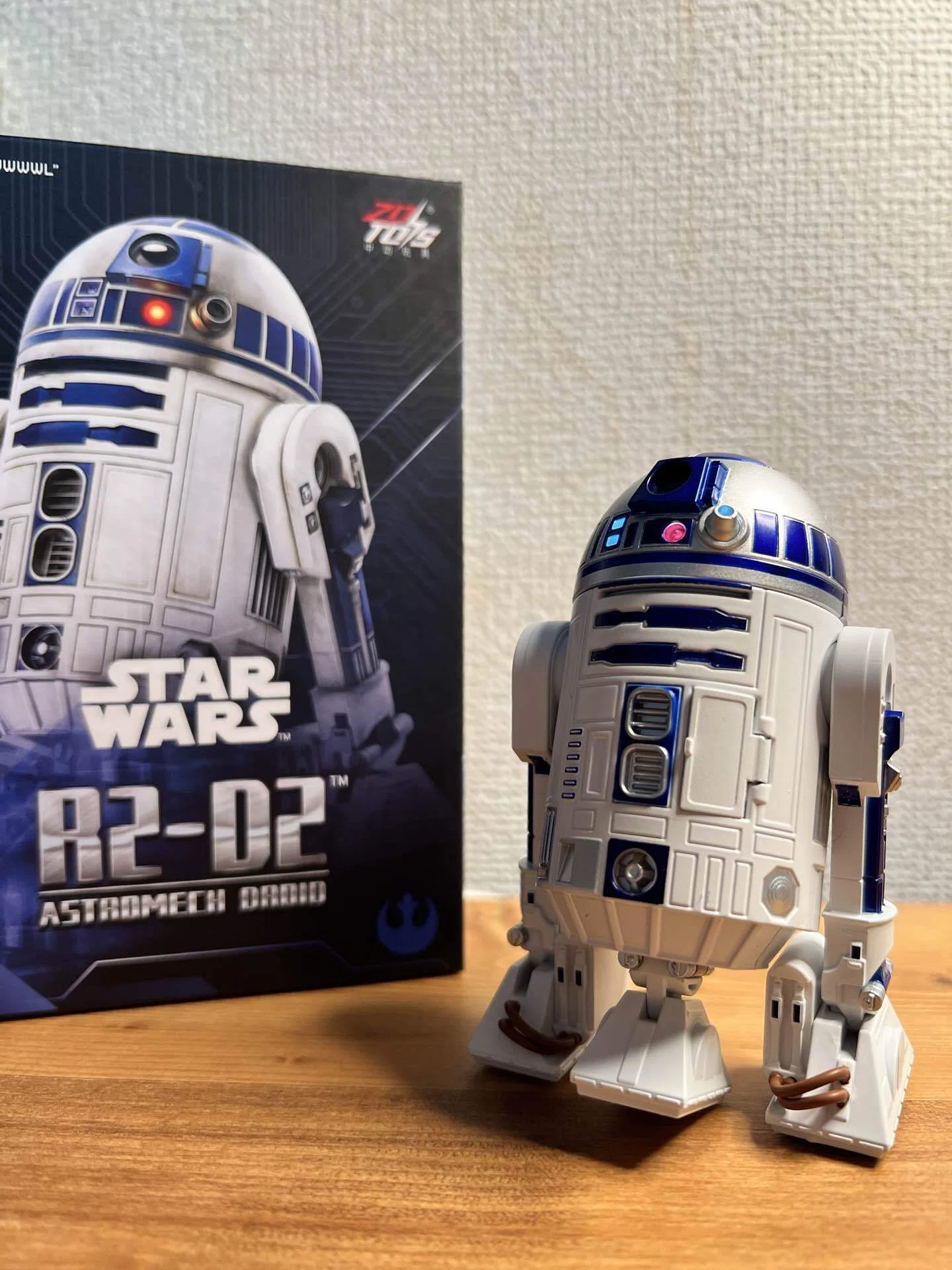 出*。様 シンウェイ　R2-D2 フィギュア リモコン付き 出*。様 シンウェイ R2-D2 フィギュア リモコン付き スター・ウォーズ
