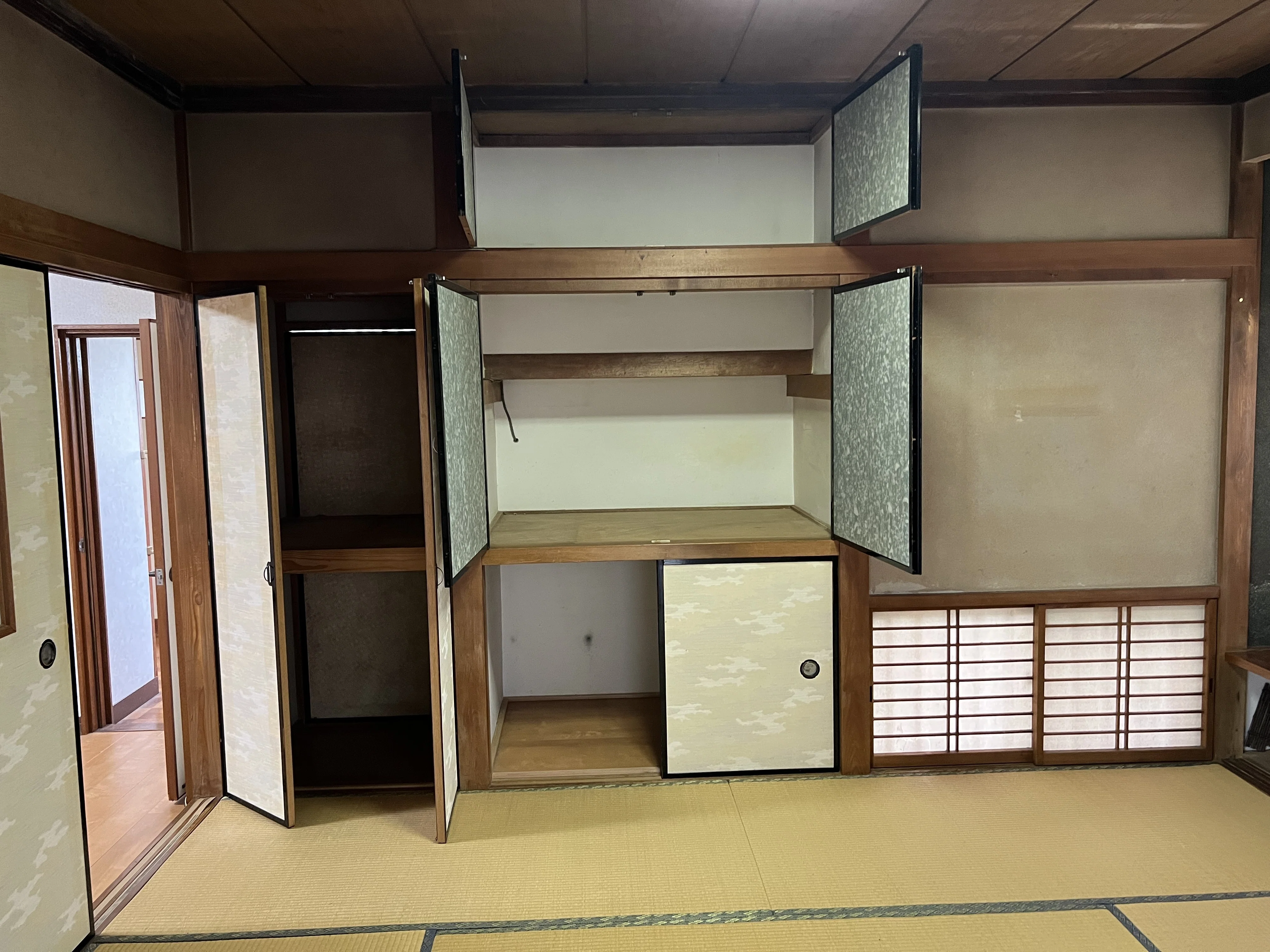 相模原市の遺品整理】1年かけても終わらなかった実家の片付け、私たち