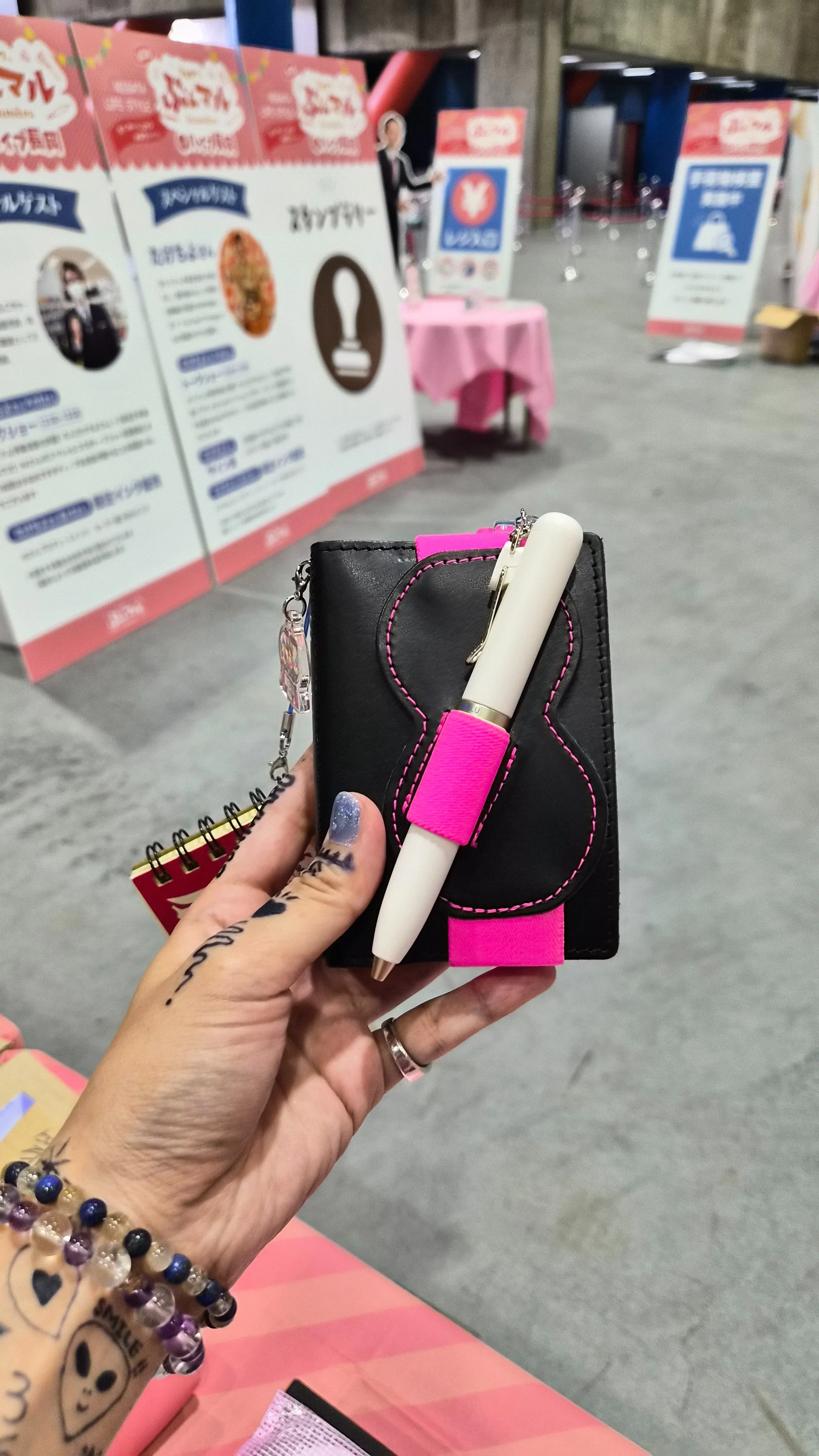 本日午前10時に新しい手帳カバーが発売開始しました♡｜たけちよ
