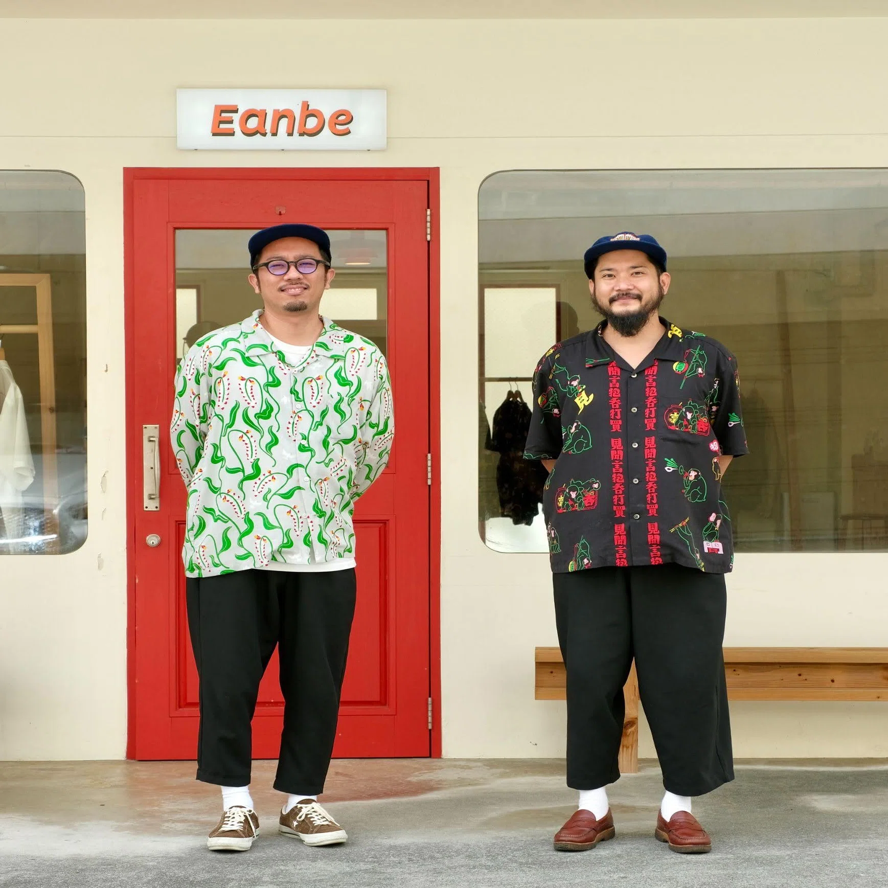 沖縄発アロハブランド「Eanbe」とのコラボアロハで、”いいあんべぇ”な
