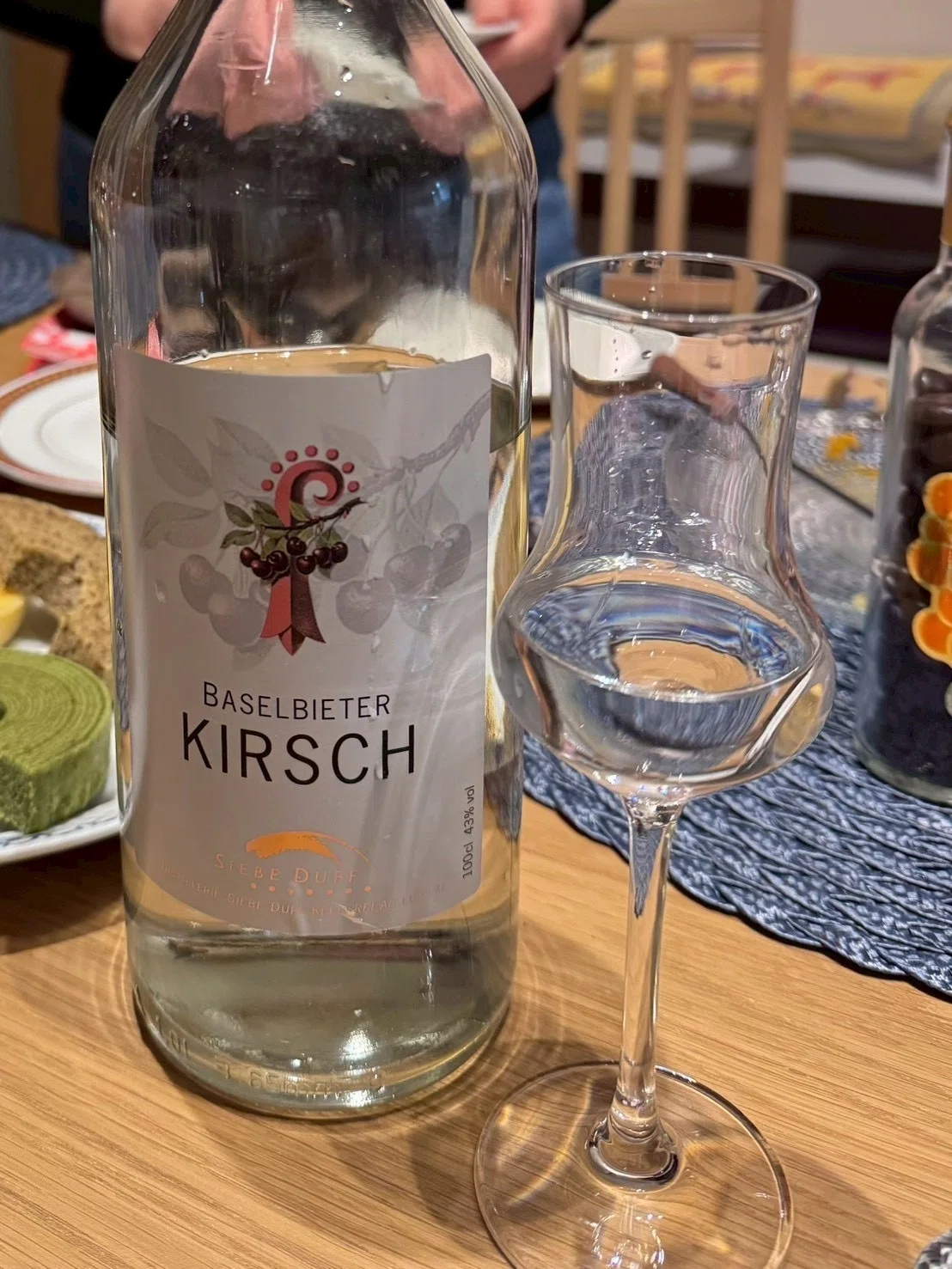 キルシュ輸入したいな〜 (スイスでワイン造ってるの? #87
