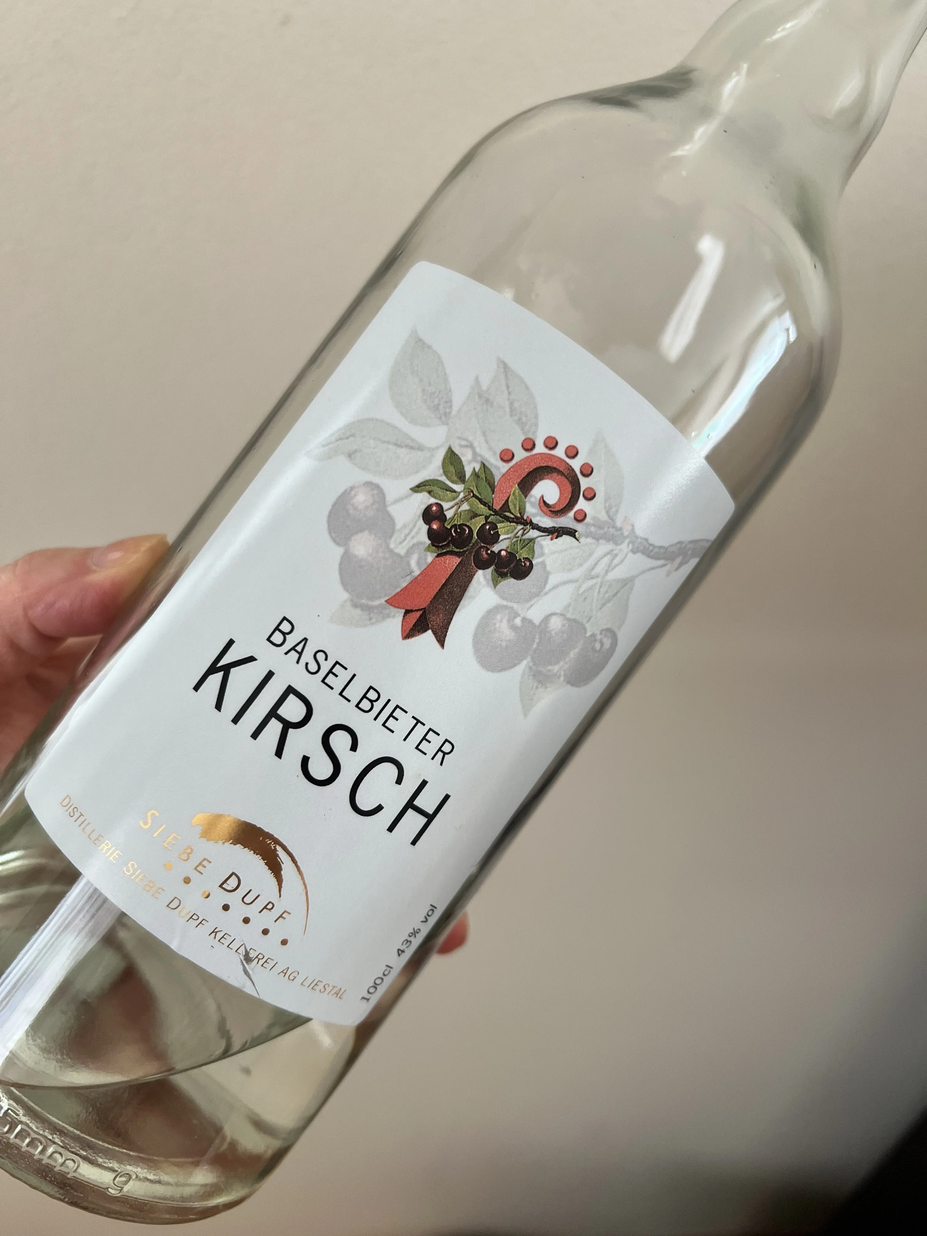 マッタ―ホルングラス キルシュリキュール キルシュ輸入したいな〜 (スイスでワイン造ってるの? #87