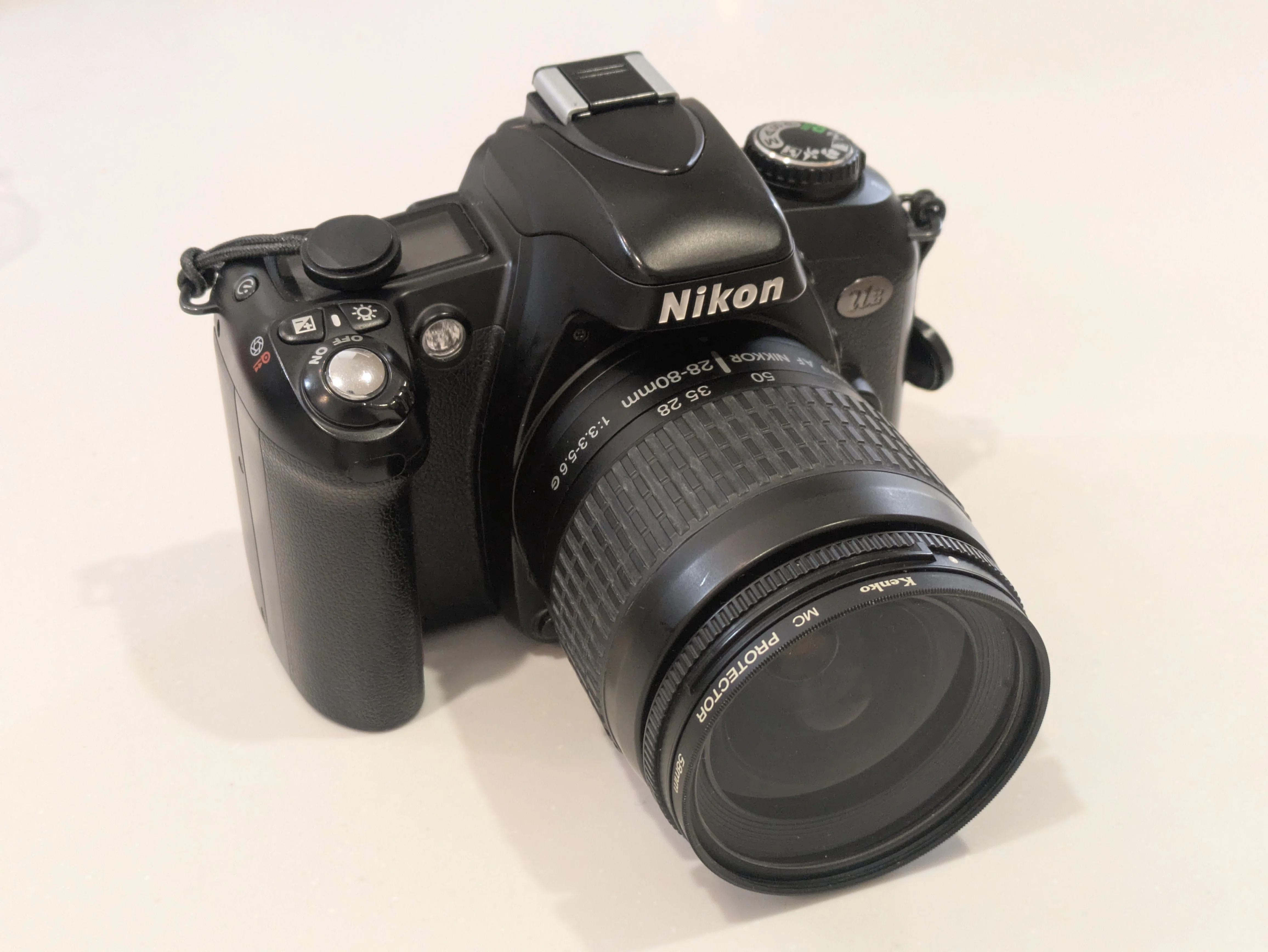Nikon U2の縦位置グリップMB-18を手に入れた｜アポロ