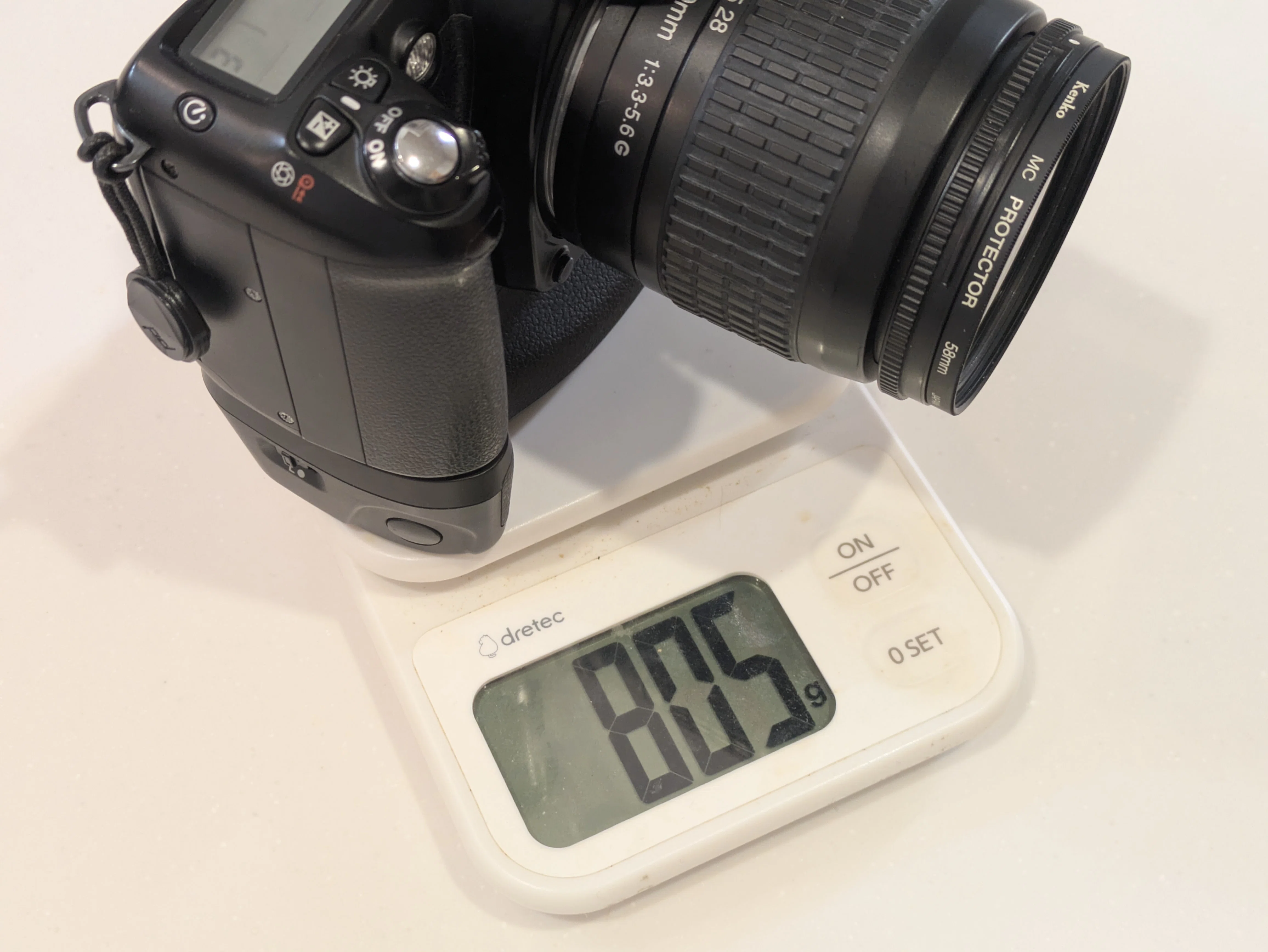 Nikon U2の縦位置グリップMB-18を手に入れた｜アポロ