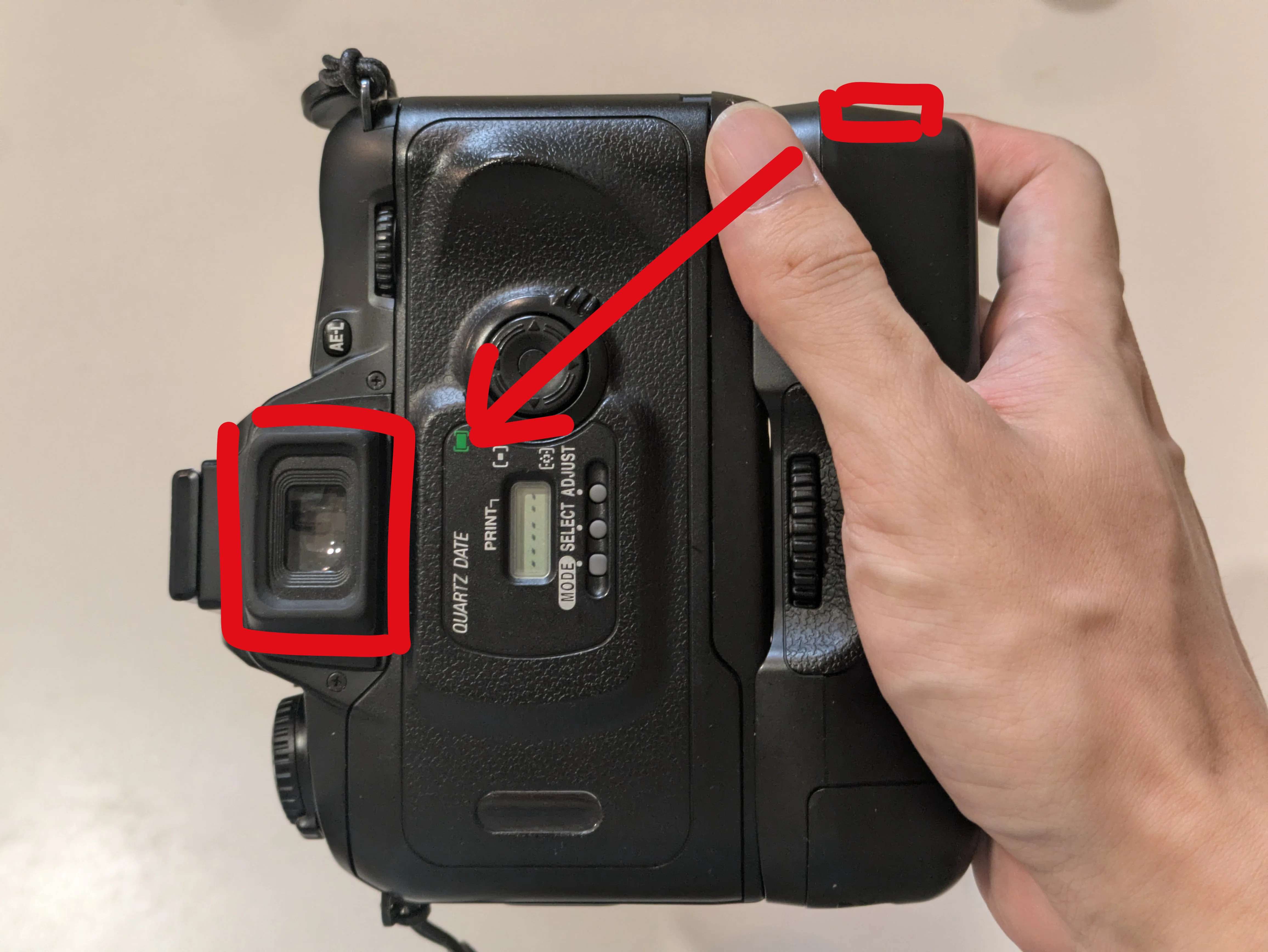 Nikon U2の縦位置グリップMB-18を手に入れた｜アポロ