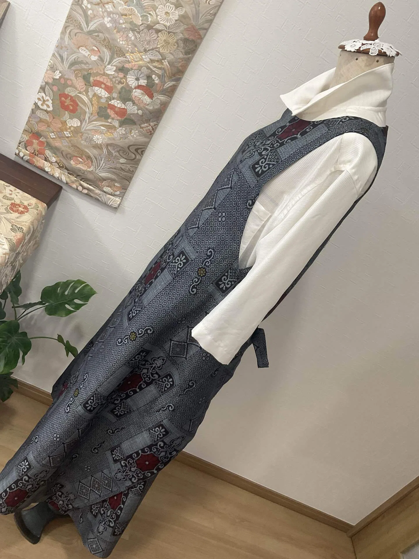 着物リメイク❣️ 大島紬着物からエプロンドレス❣️ のんこ❣️の着物リメイク👘コーナー🥰170 大島紬からエプロンドレス