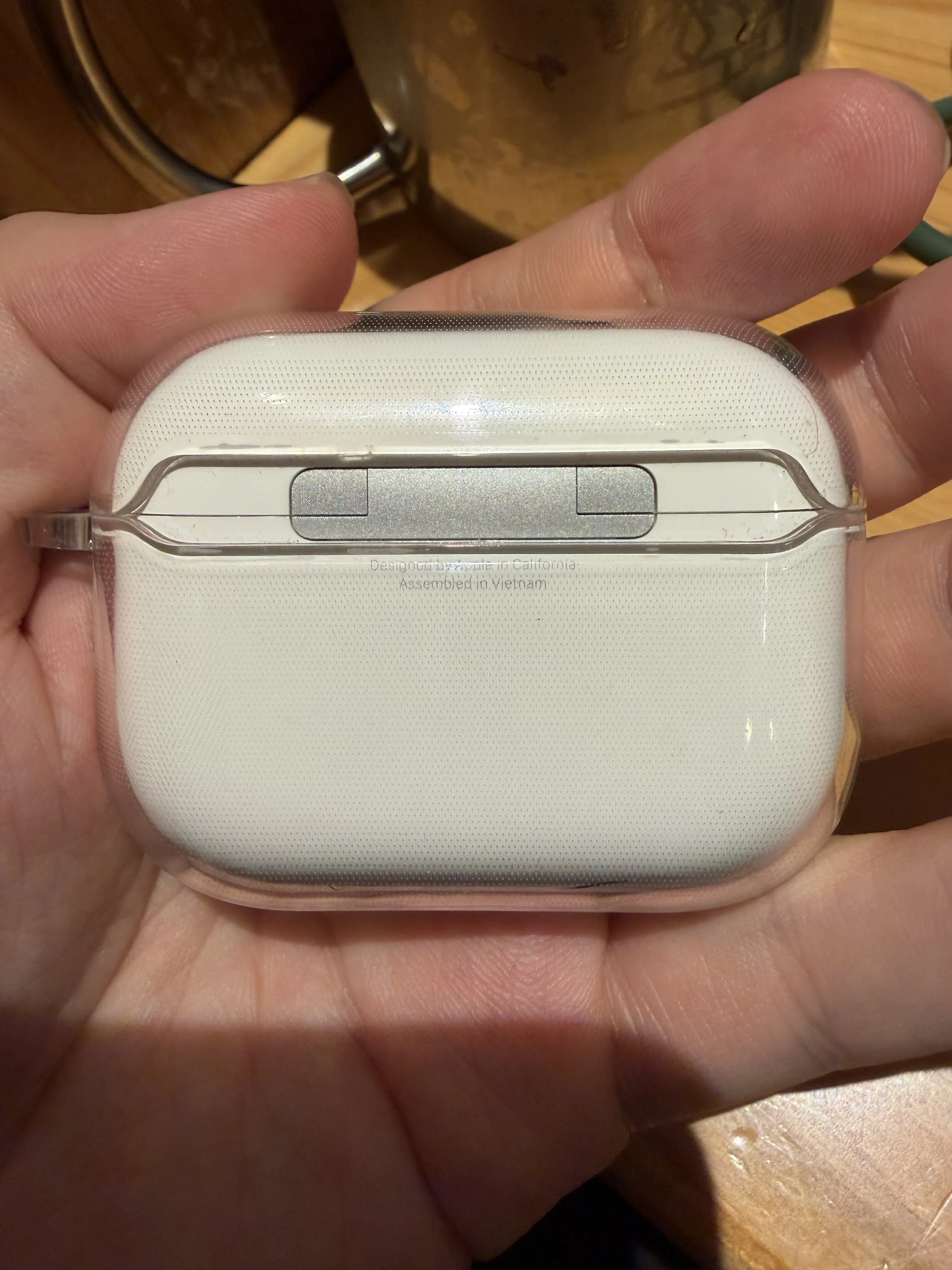 800円のAirPods Proケースが、思ったよりちゃんとしていた｜りょーた