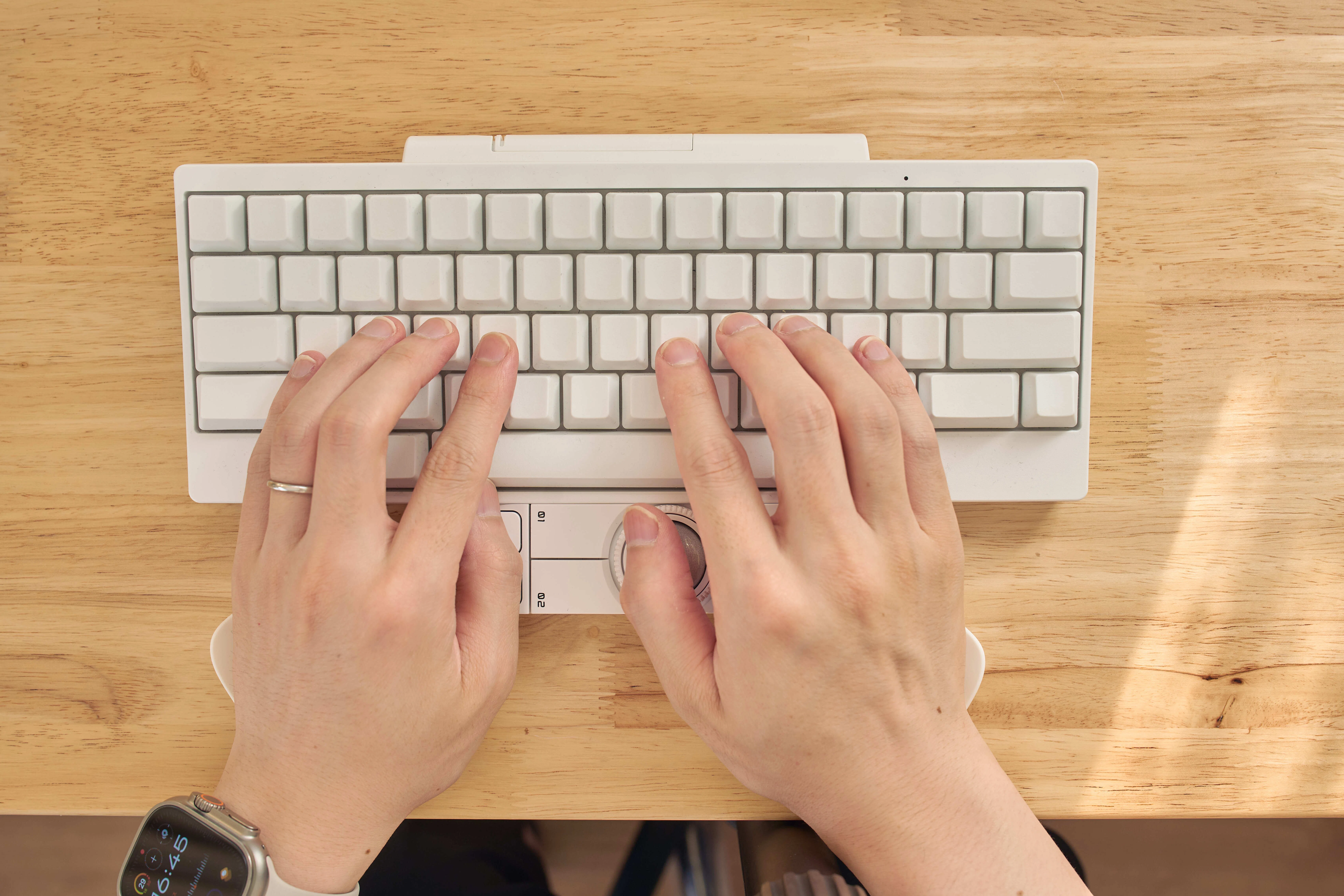Keychron Nape Proレビュー｜HHKBとCornixでガッツリ使って分かった