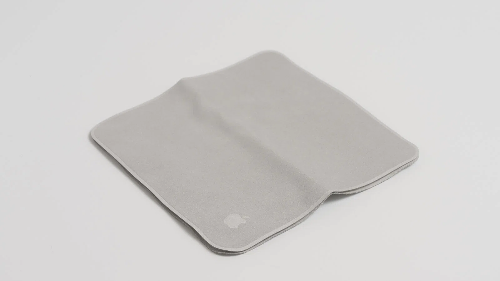 約半額になったAppleのポリッシングクロス、非信者にもおすすめ｜Kazuya