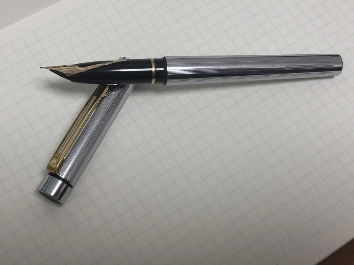優等生な万年筆〜Sheaffer Targa｜belleの万年筆ノート
