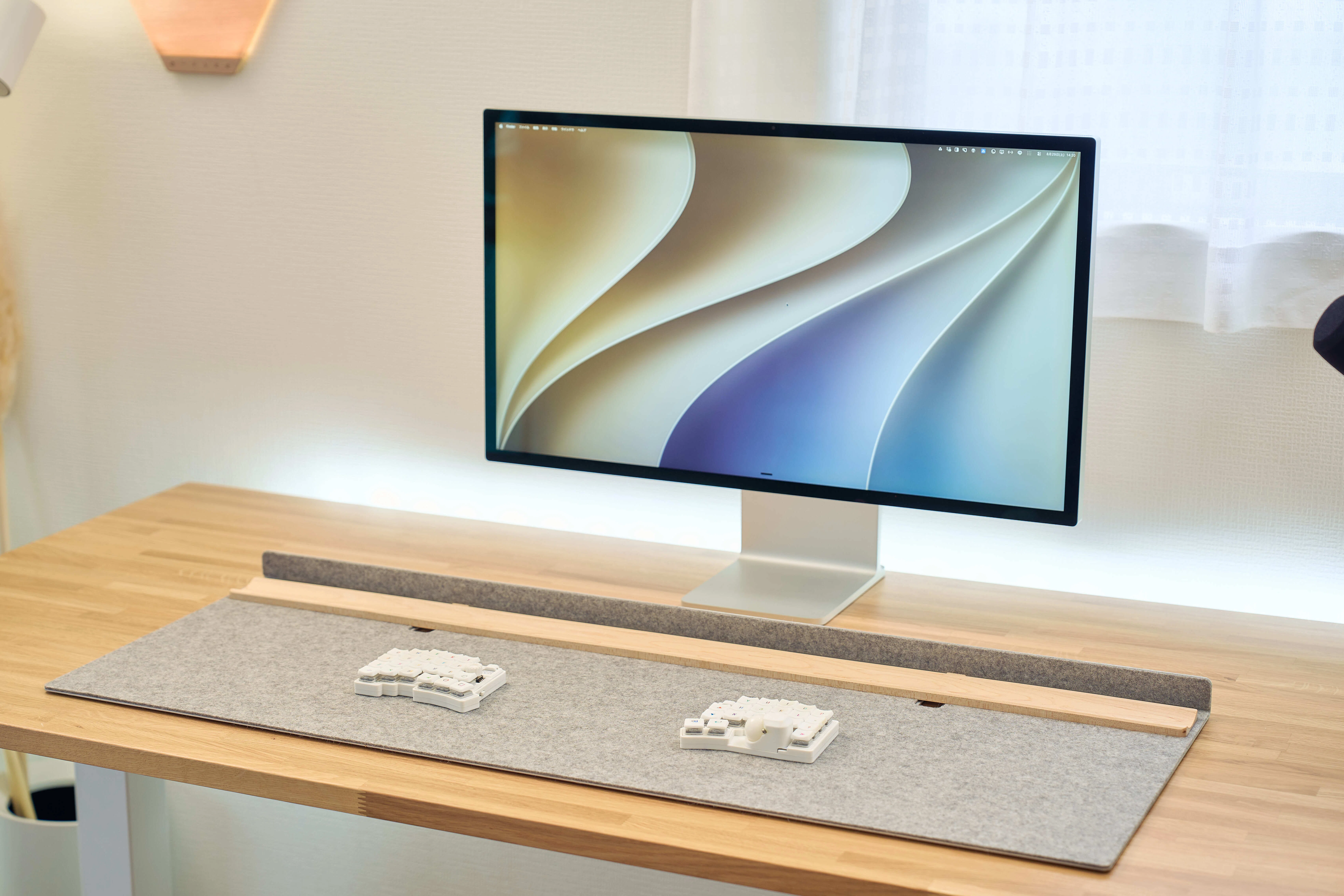 Grovemade Studio Pad レビュー｜総額4万円のデスクマットで、デスクに