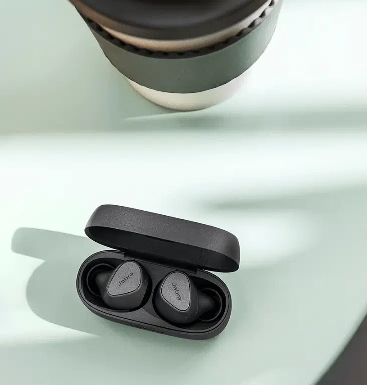 AirPods jabra anker ワイヤレスイヤホン まとめ Jabra 完全ワイヤレスイヤホンのおすすめ6選 ANC・用途別で選ぶ