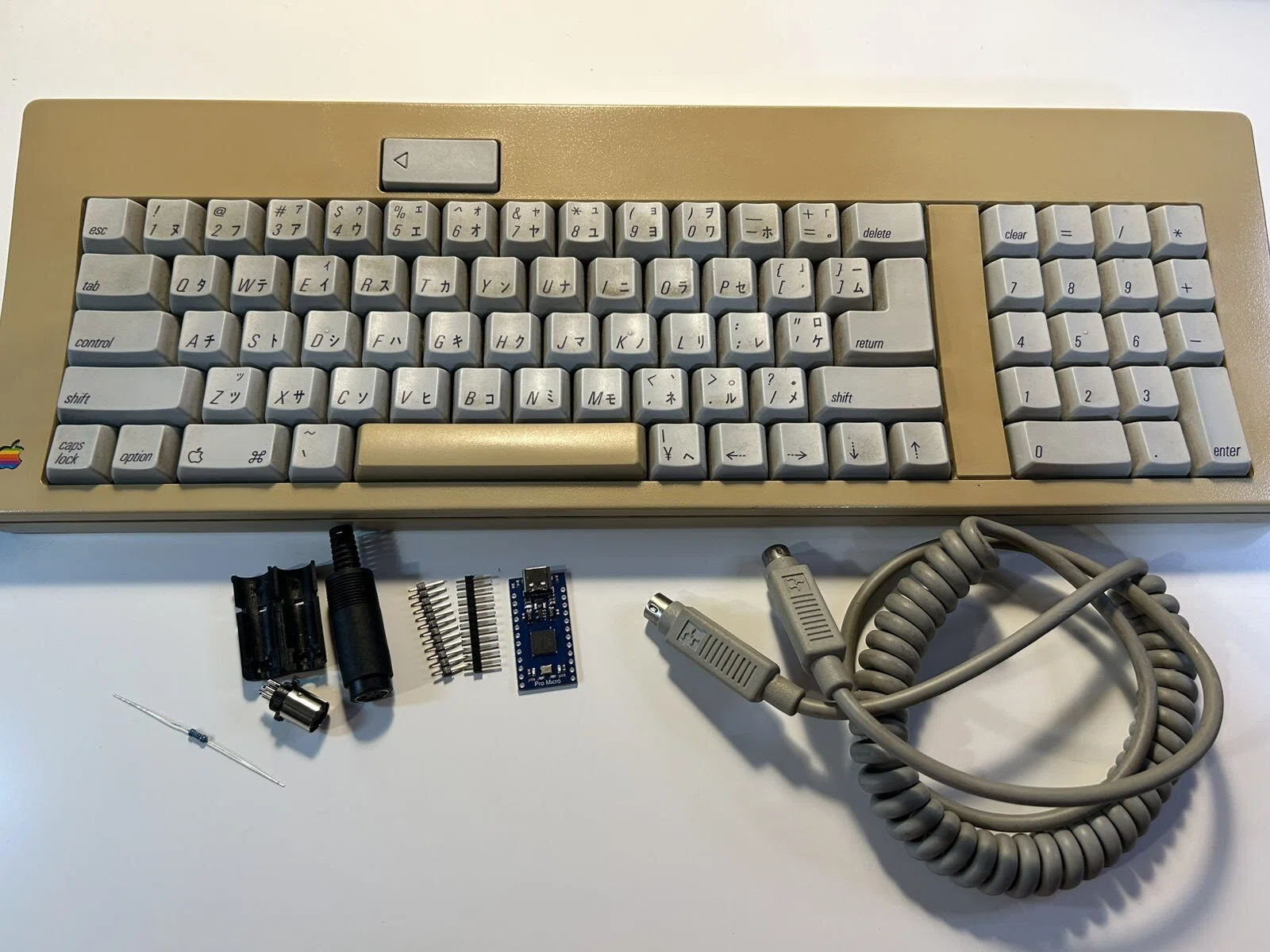 Old MacのADBキーボードを使いたい（その1） - Arduino Pro Micro +