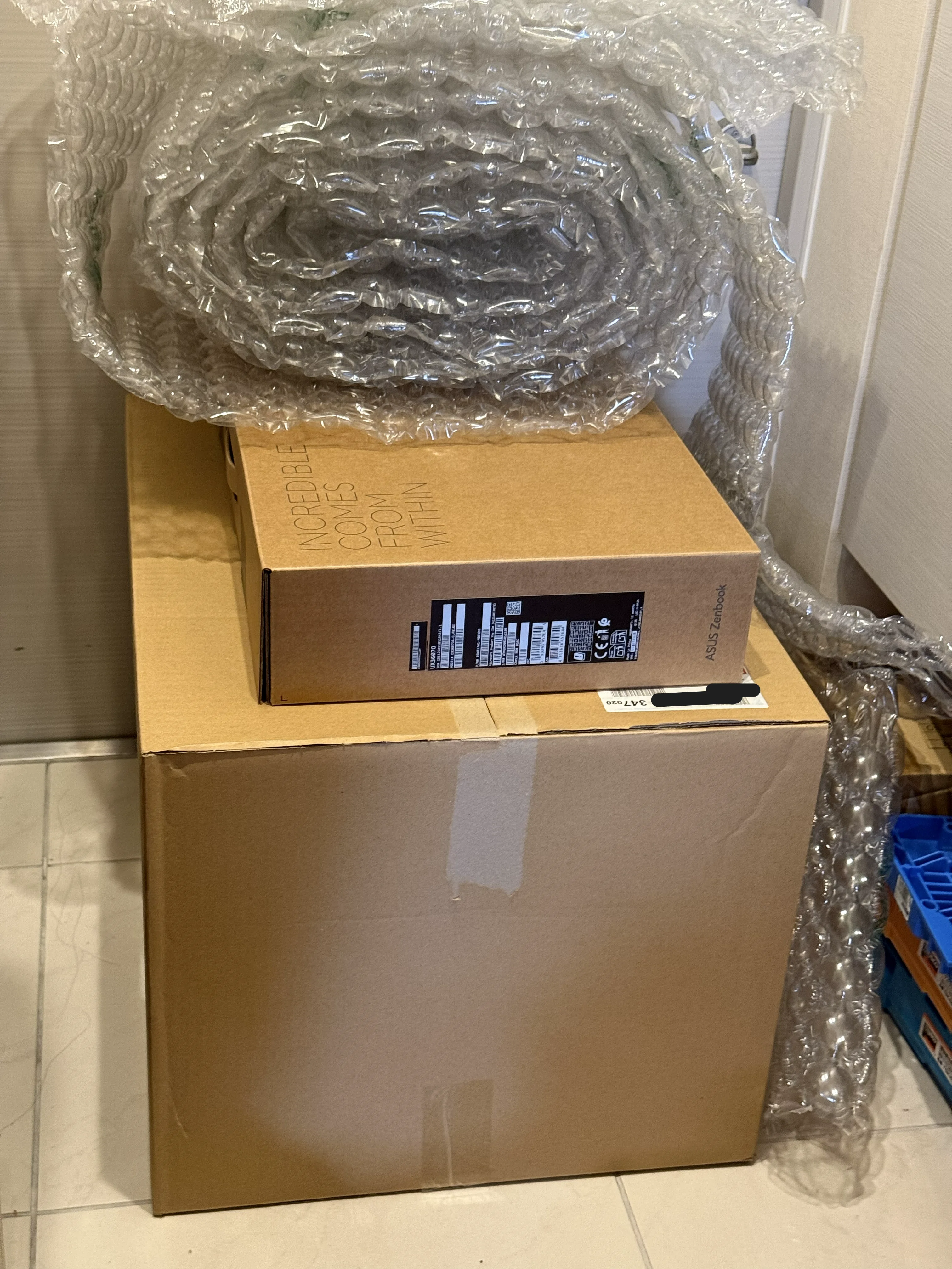 Amazonの梱包が雑なのは直らんかね？ 第2弾：30万円のプロジェクター編